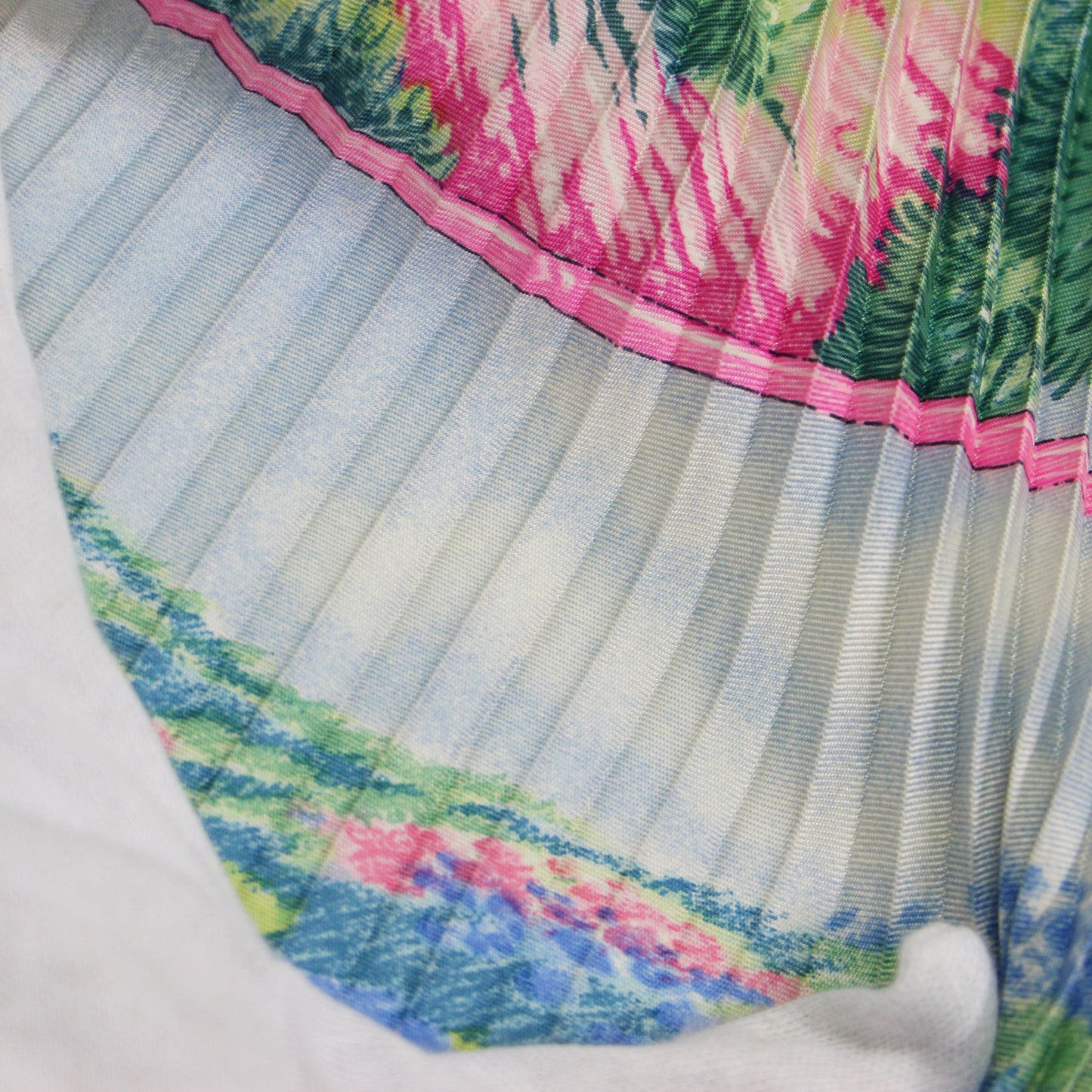 プリーツ カレ GIVERNY / スカーフ 花柄 シルク ジヴェルニー フランス製 ヴィンテージ 241107