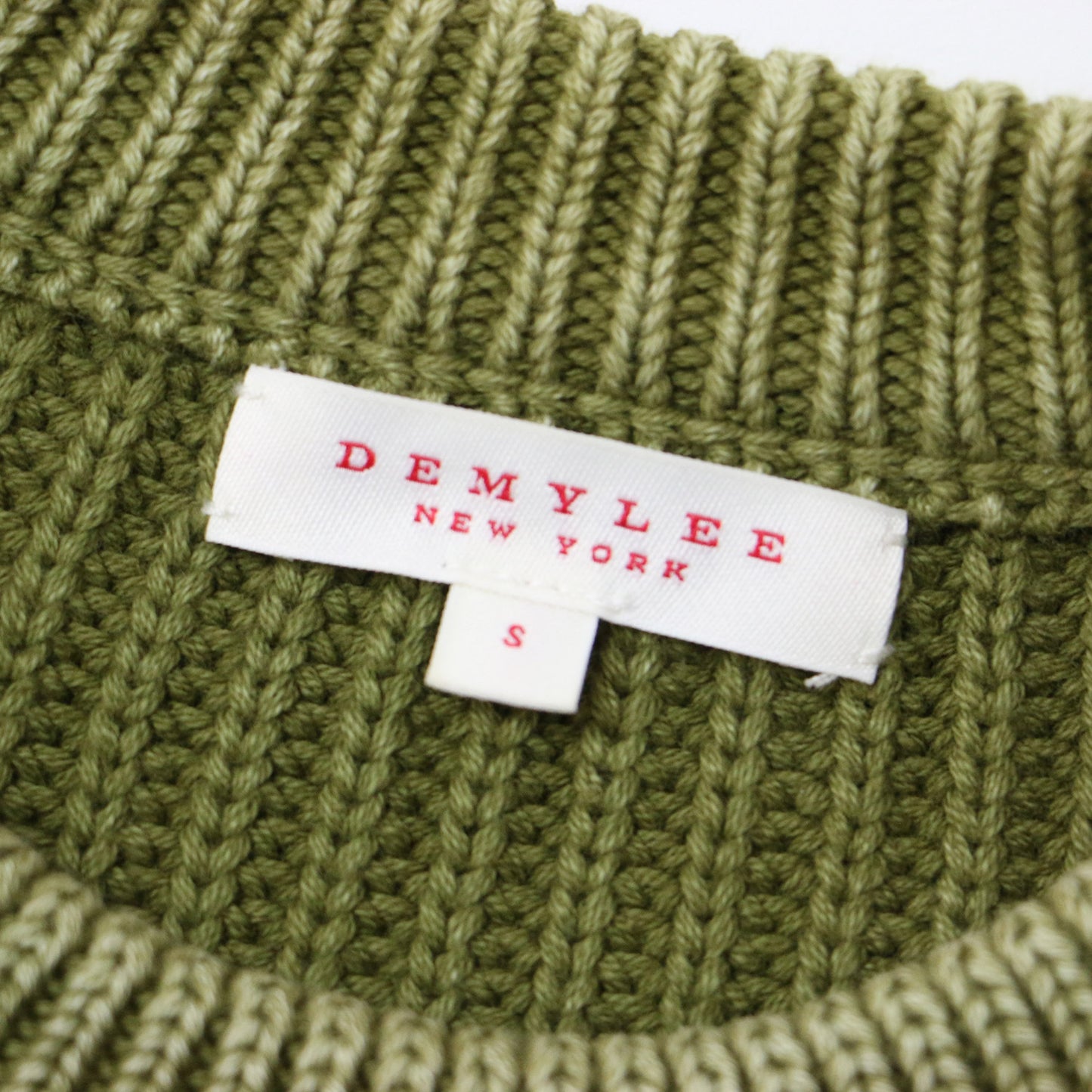 ポケット付き クルーネック プルオーバー ニット / 長袖 ショート丈