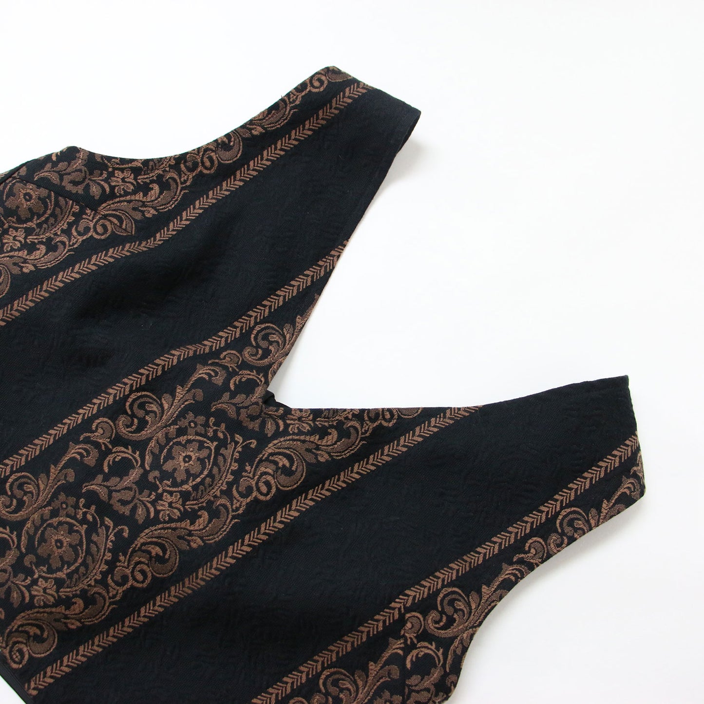 ペイズリー柄 ジャガード バックリボン ベスト / ショート丈 Vネック 241104