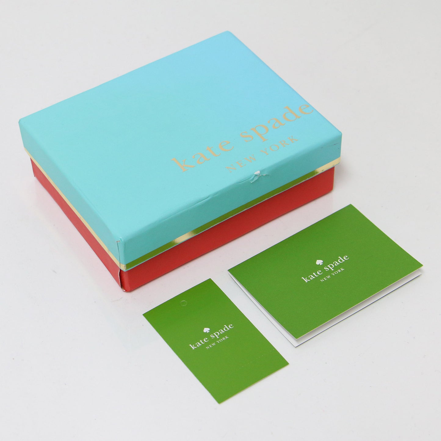 レザー カードケース TUDOR CITY HOLLY / 名刺入れ ロゴ 241118