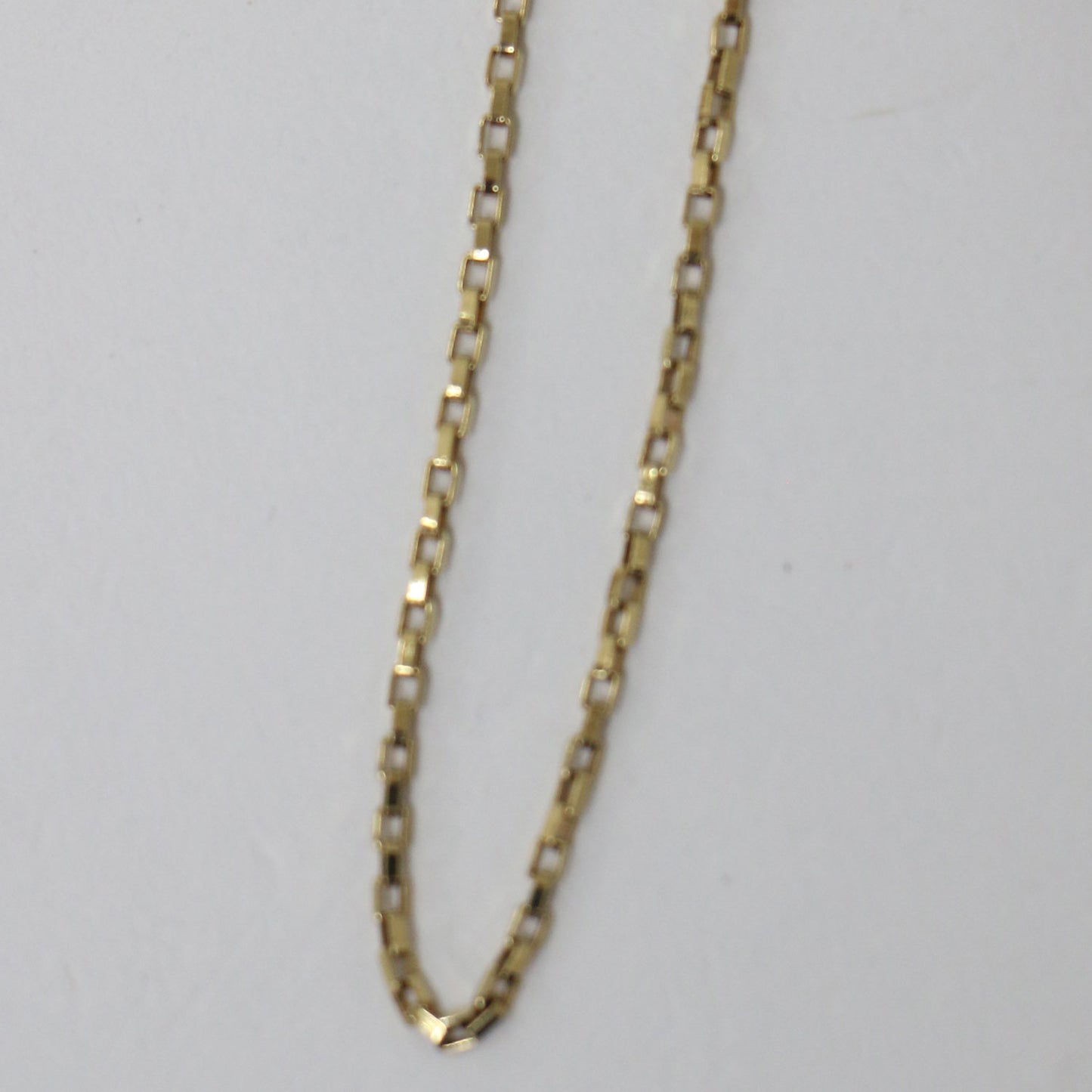 OLIE ロング ネックレス / チェーン ロゴ メタル ゴールドメッキ