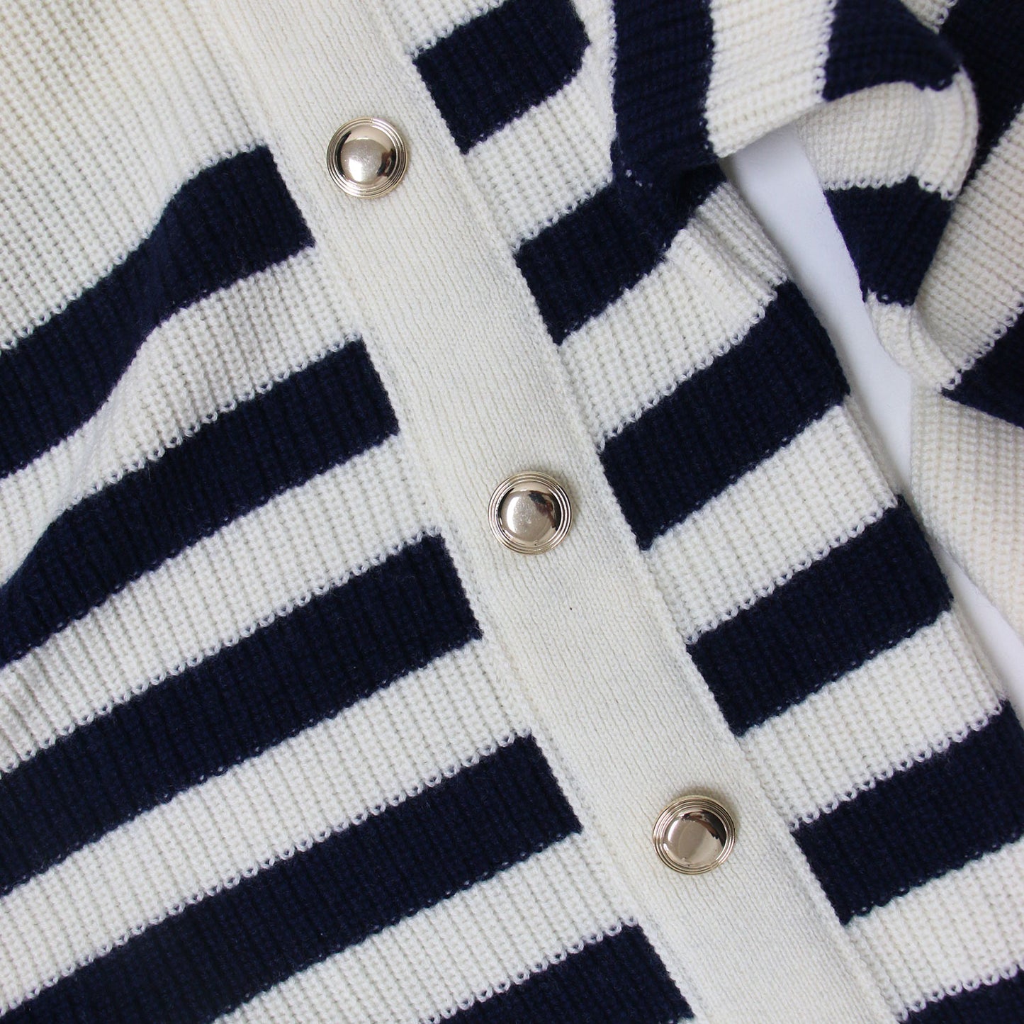 ボーダー ニット / セーター 長袖 ゴールドボタン フリル袖 畦編み ウール