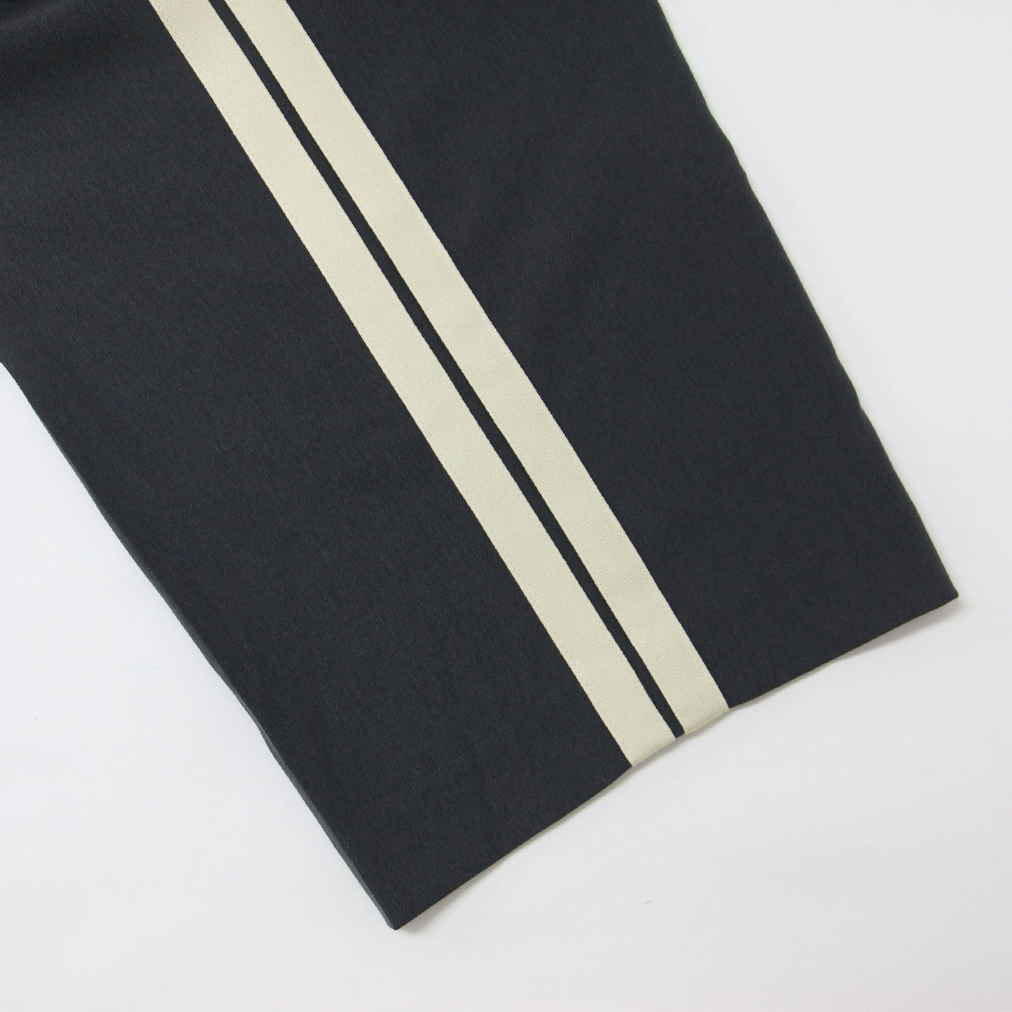 24秋冬 ツイル ライン パンツ / スラックスパンツ トラウザーズ センタープレス