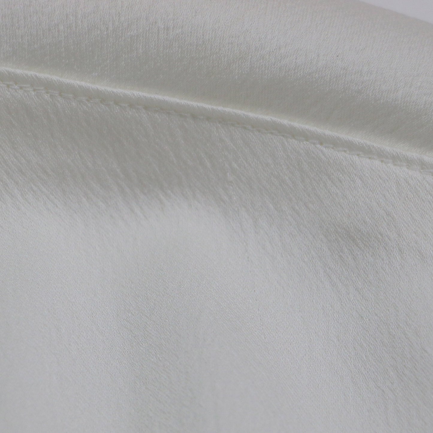 サテン ボートネック フレンチスリーブ ブラウス / プルオーバー ボックスシルエット