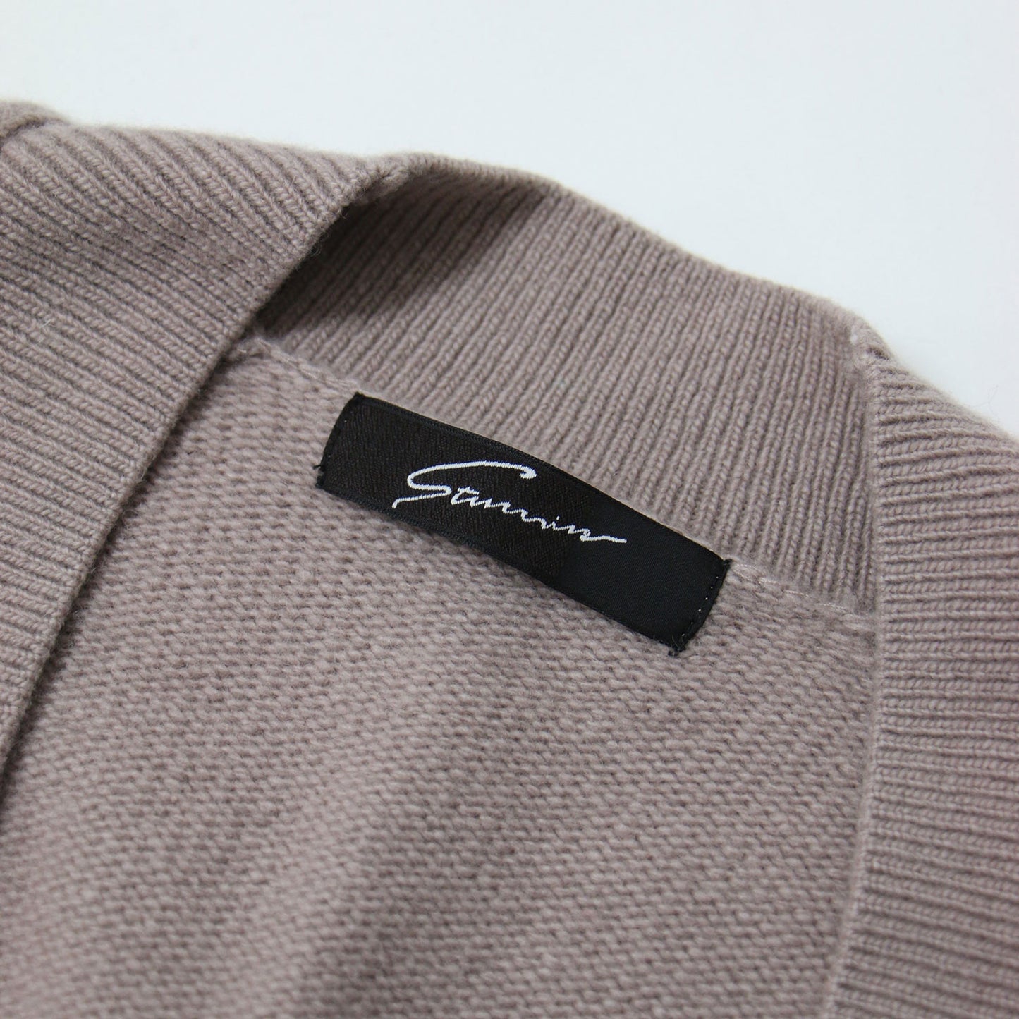 ディープV ニット / セーター プルオーバー Vネック ミドルゲージ ウール