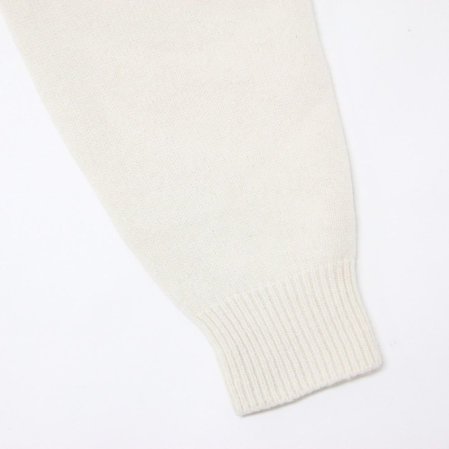 ファインウール プルオーバー / ニット 長袖 クルーネック スリット ラウンドヘム