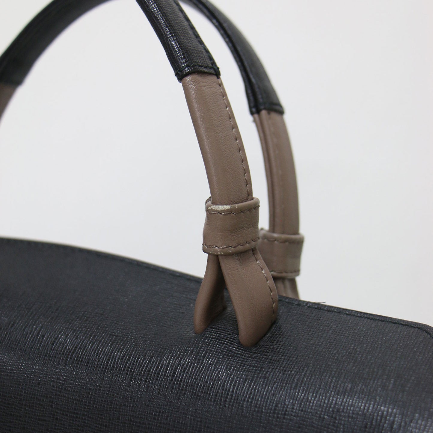 ヴィーナス ボストンバッグ / ハンドバッグ バイカラー ロゴ レザー