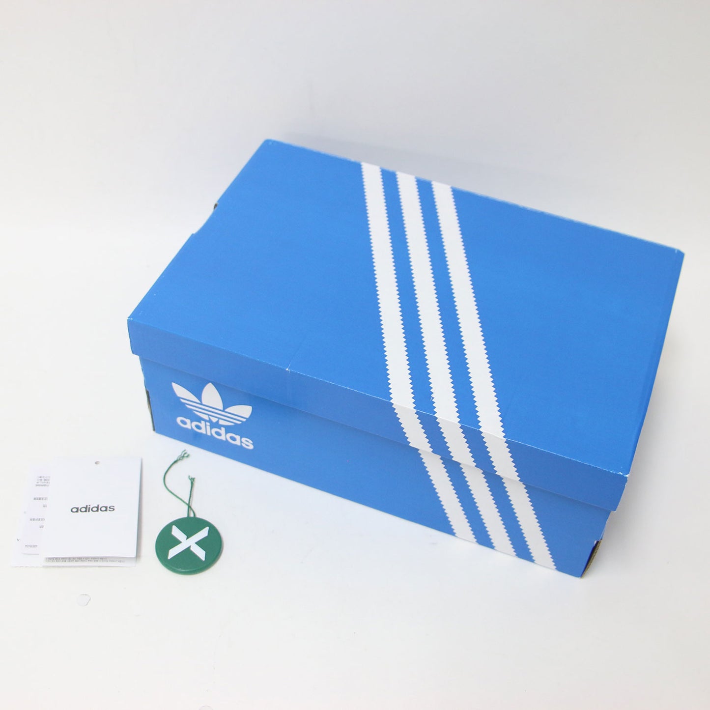 スーパースター 82 GW6011 / SUPERSTAR 82 レザー ローカット スニーカー