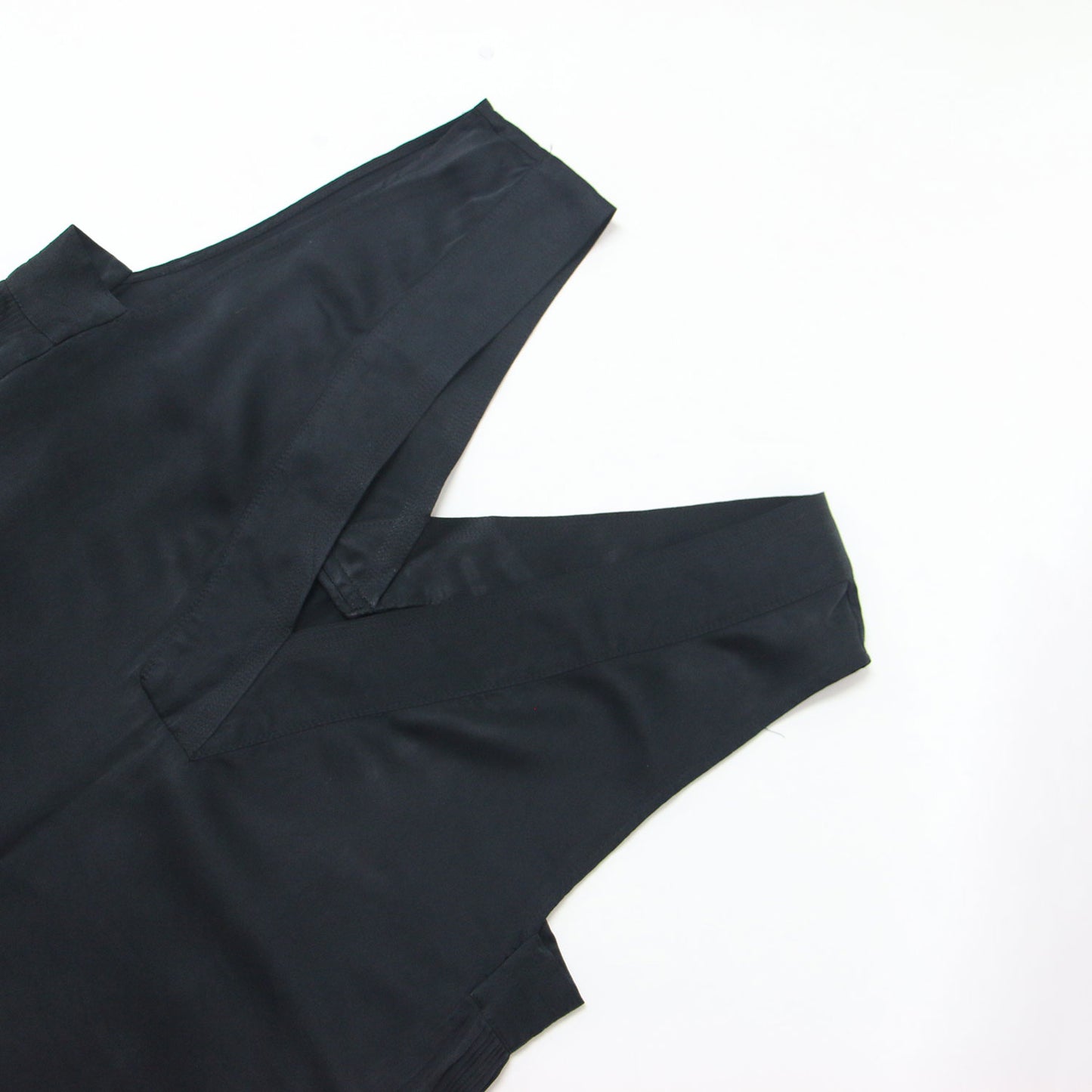 シルク フォブリル ロング ワンピース / ノースリーブ Vネック フレア サテン