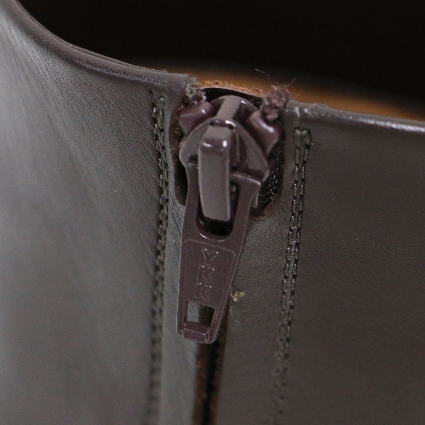 オブリークトゥ ヒール ショートブーツ / FRONTE ピンヒール レザー