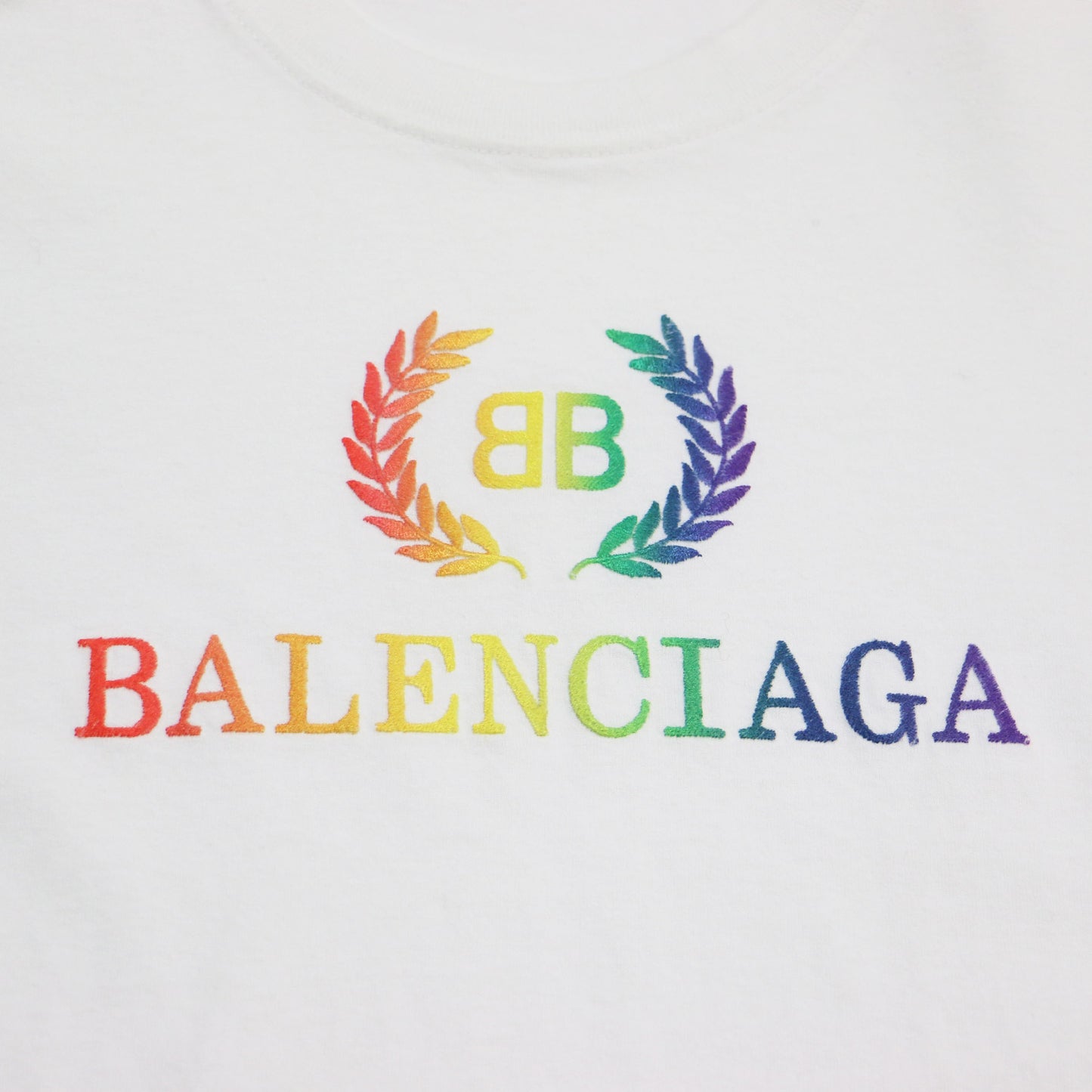 BBロゴ レインボー 刺繍 Tシャツ / カットソー 半袖 クルーネック コットン