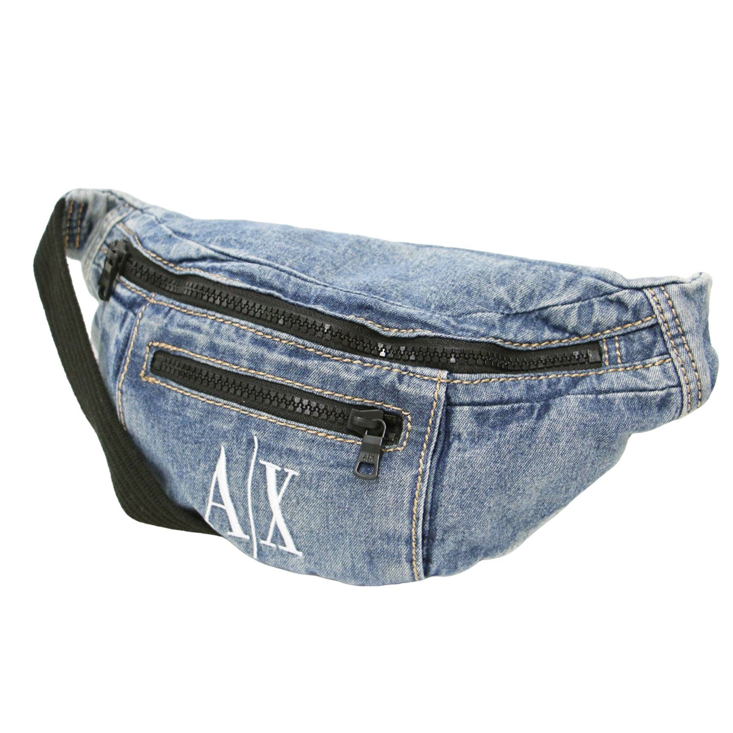 Times Square Yeezy Store Roma Nord ARMANI EXCHANGE (アルマーニ