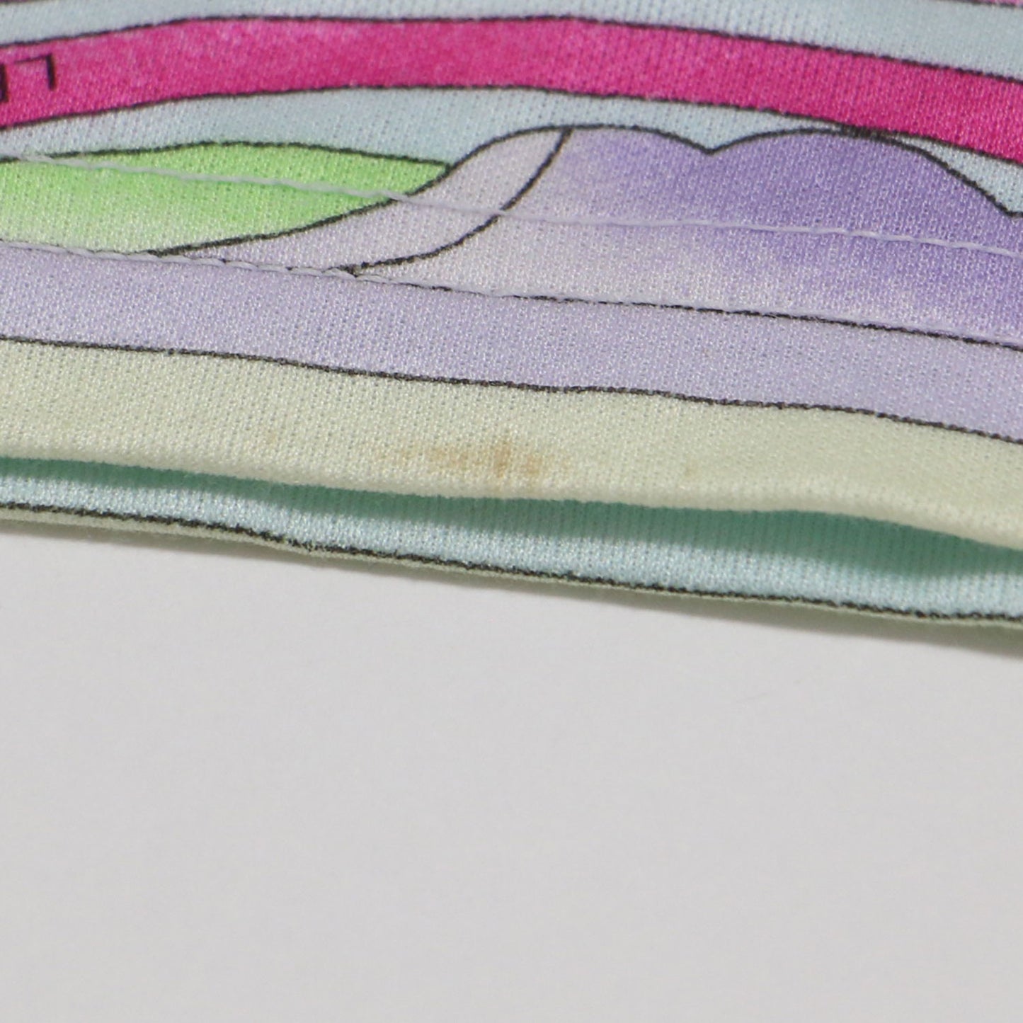 フラワープリント 半袖 カットソー / Tシャツ クルーネック Aライン メタルボタン 総柄 コットン