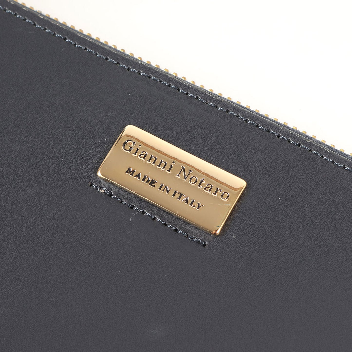 レザー トートバッグ / ショルダーバッグ 2WAY 肩掛け 斜め掛け ポーチ付き 本革