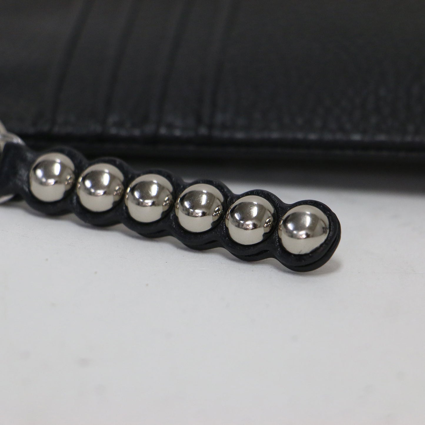 25秋冬 本革 スタッズ フラグメント ケース / インフルエンサーほし企画 カードケース コインケース キーリング シボ レザー ユニセックス