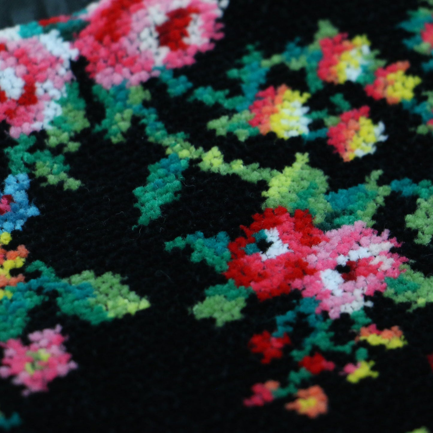 レーシーローズ 巾着 / ポーチ ストライプ 花柄 ロゴ