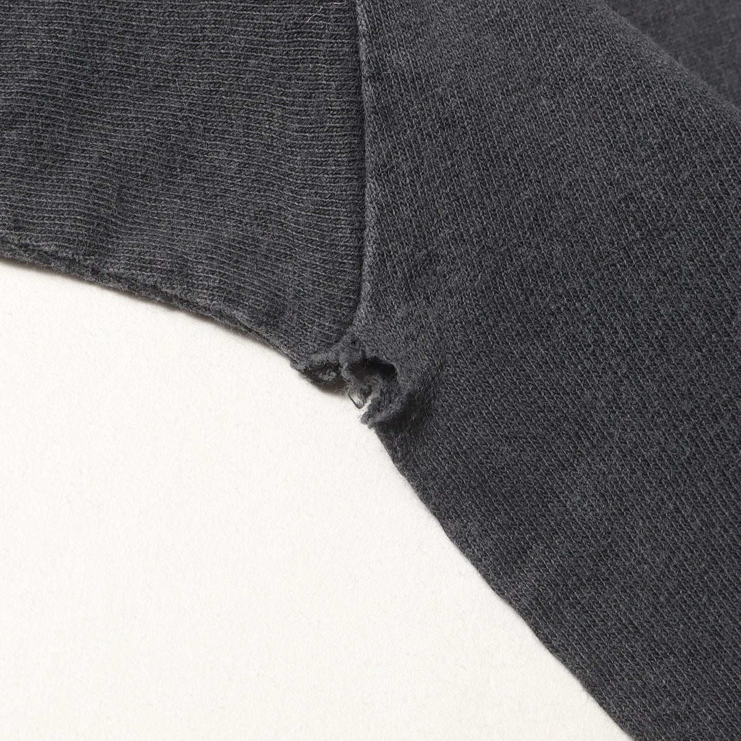 00s STURGIS 2004 フレイム アイアンクロス Tシャツ / メキシコ製 GILDAN