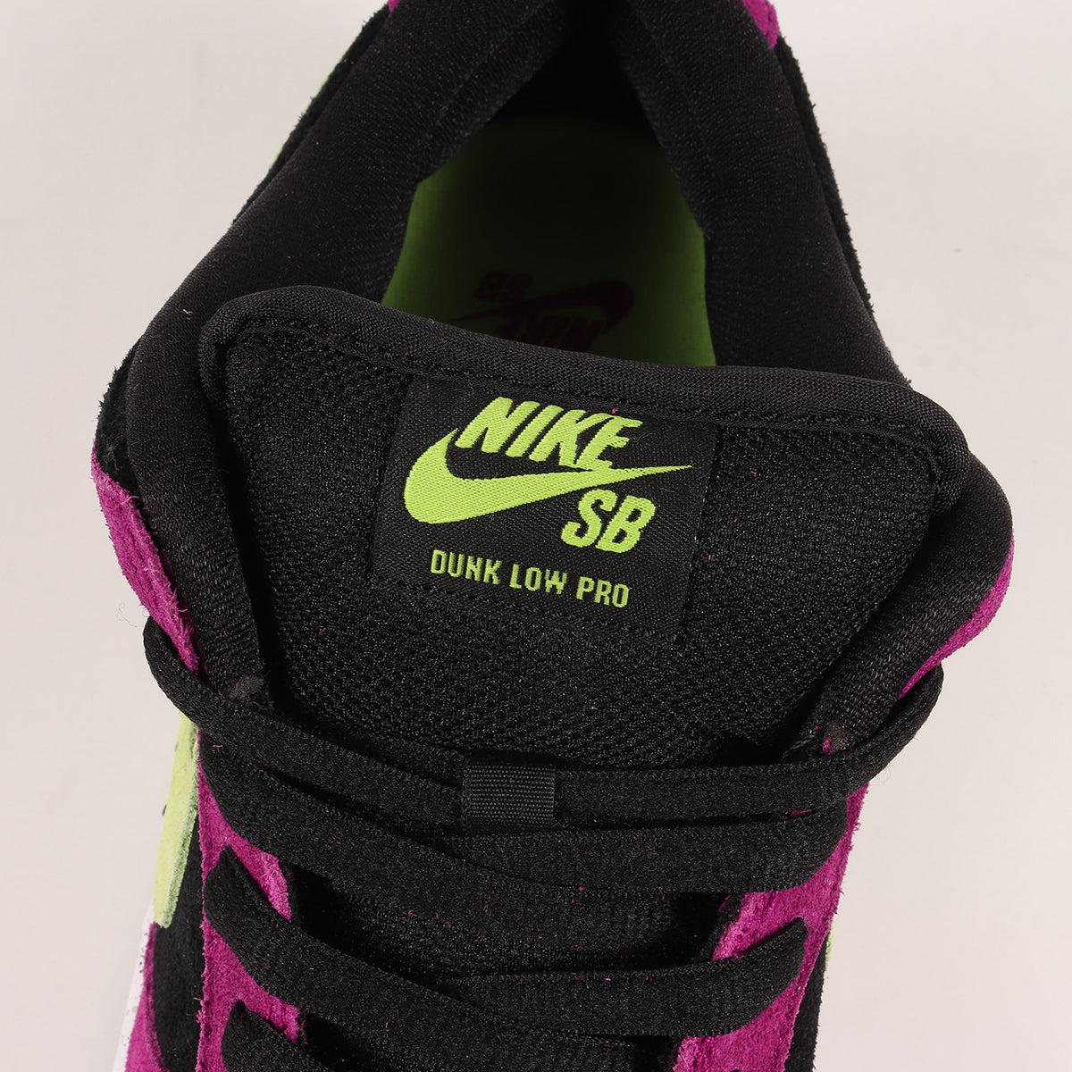 SB DUNK LOW PRO RED PLUM (BQ6817-501)