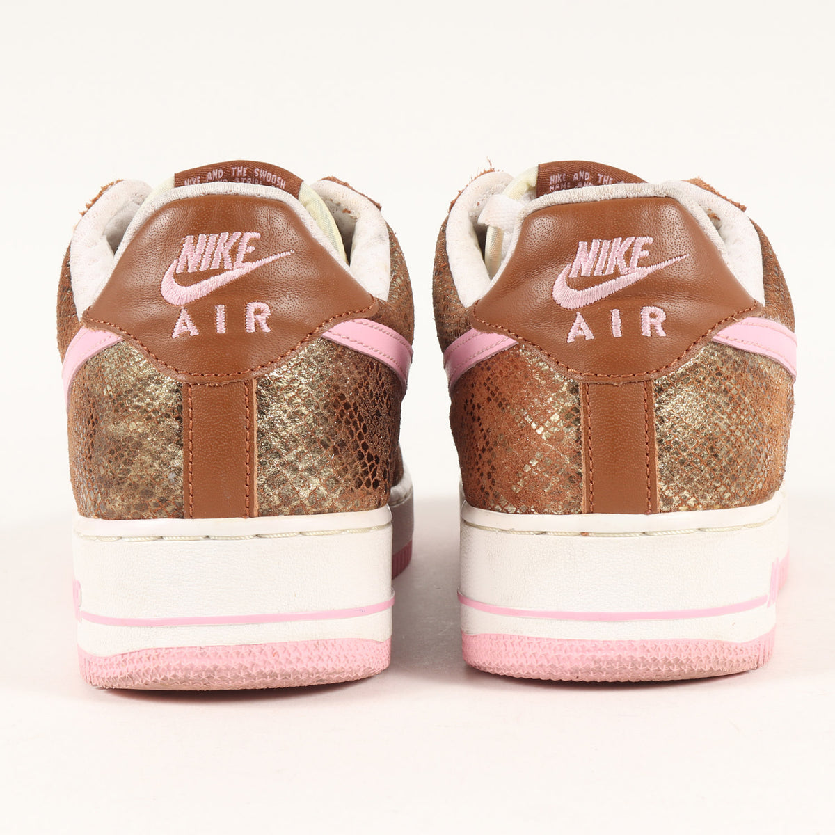 日本未発売 WMNS AIR FORCE 1 PREMIUM (2008年製 / 309439-262)