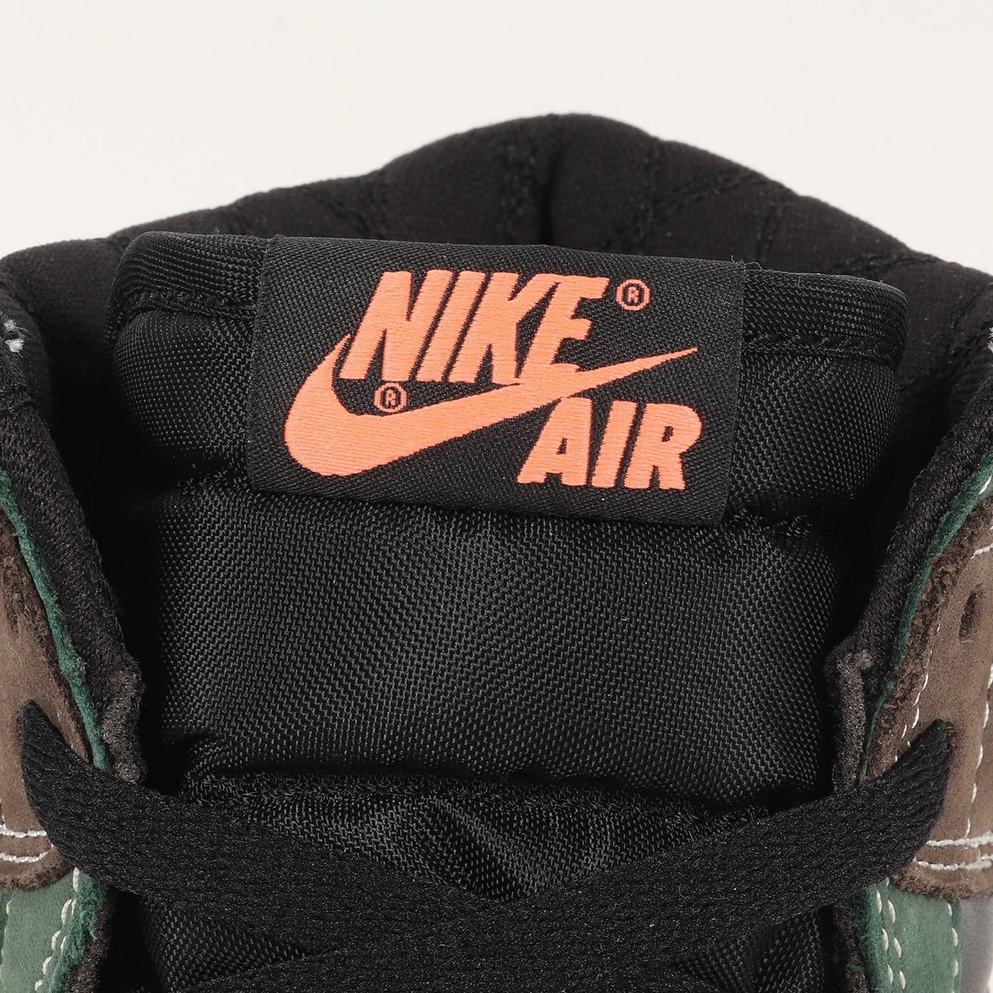 AIR JORDAN 1 RETRO HIGH OG HAND CRAFTED (DH3097-001)