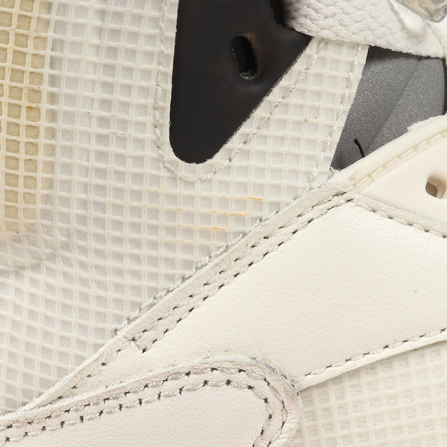 AIR JORDAN 5 RETRO ORANGE BLAZE (DC1060-100)