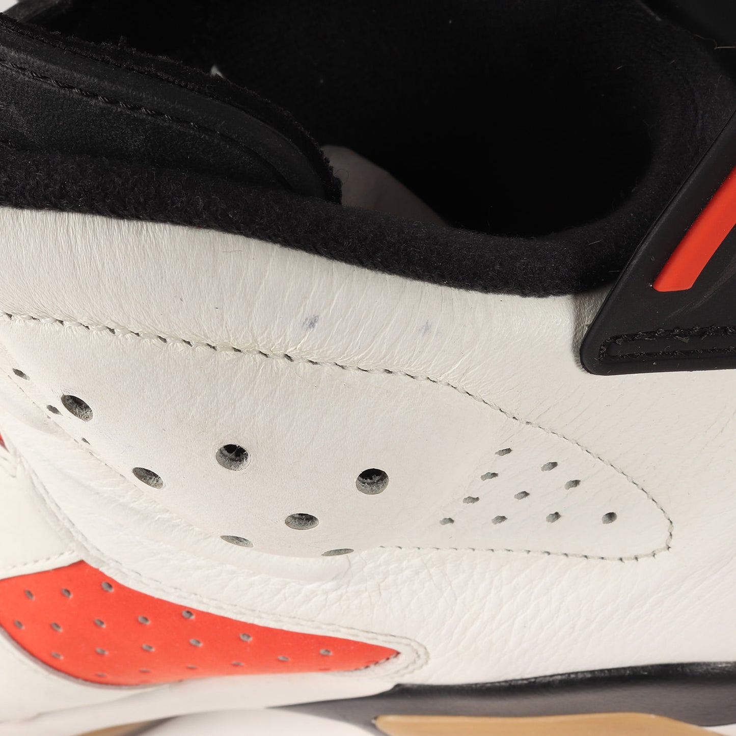 AIR JORDAN 6 RETRO GATORADE (384664-145)
