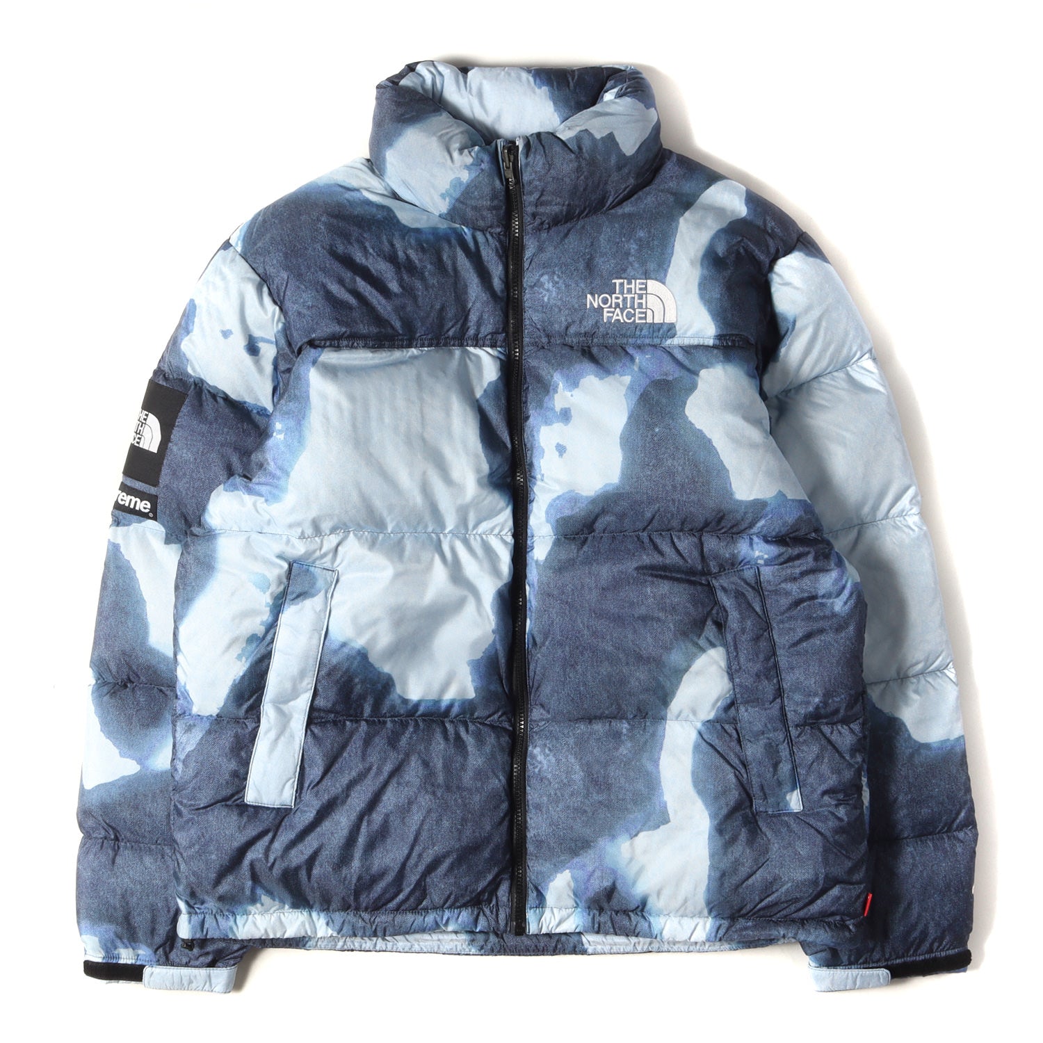 Supreme (シュプリーム) 21AW ×THE NORTH FACE ブリーチド デニム プリント ヌプシ ダウンジャケット(Bleached  Denim Print Nuptse Jacket ND52100I) – ブランド古着の通販・買取 | BEEGLE by Boo-Bee