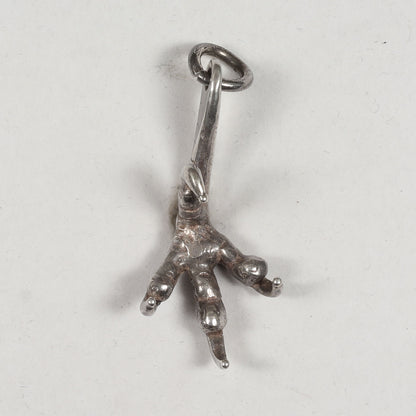 シルバー ツメ(左)