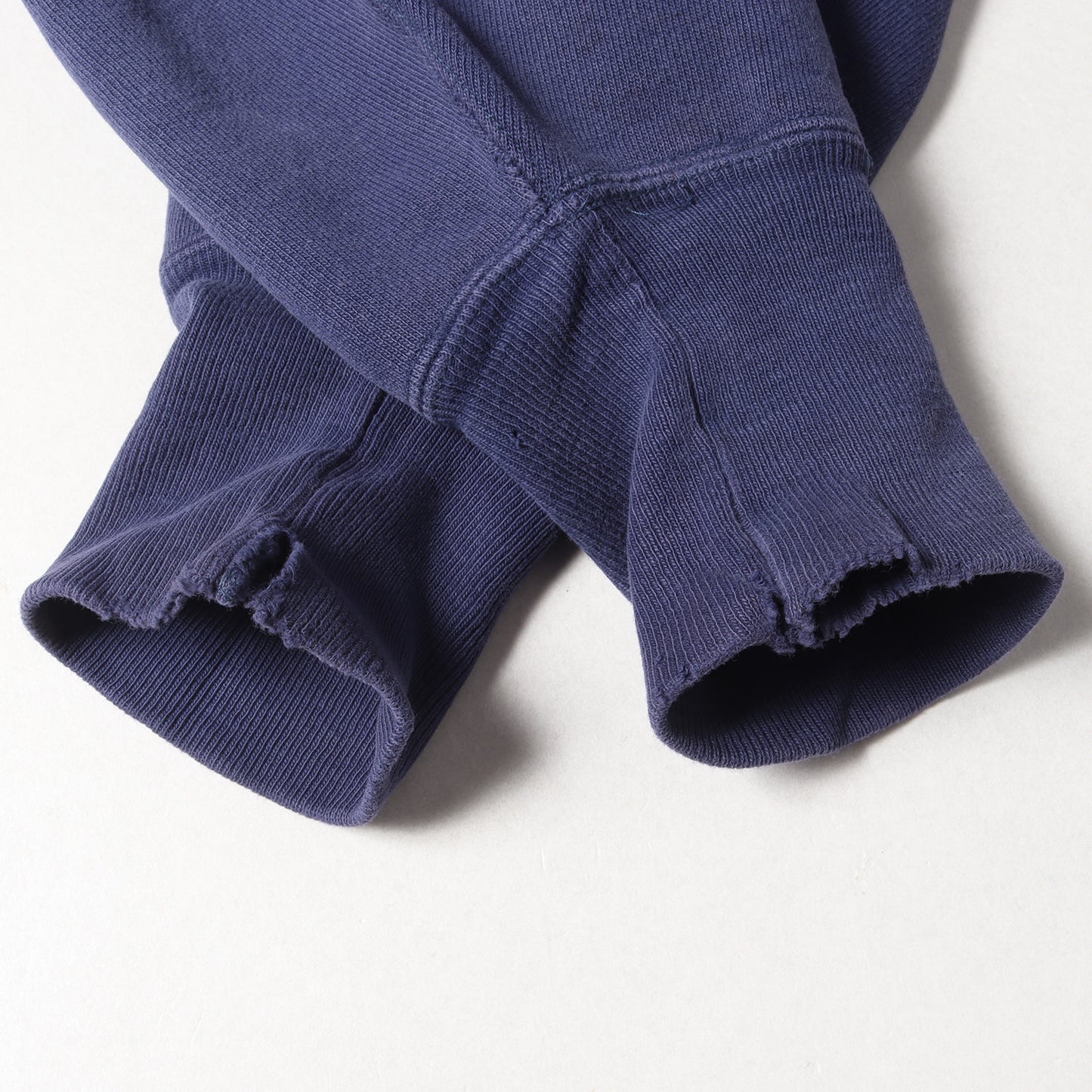 90s 刺繍タグ 目付き 無地 リバースウィーブ スウェットパーカー(USA製)