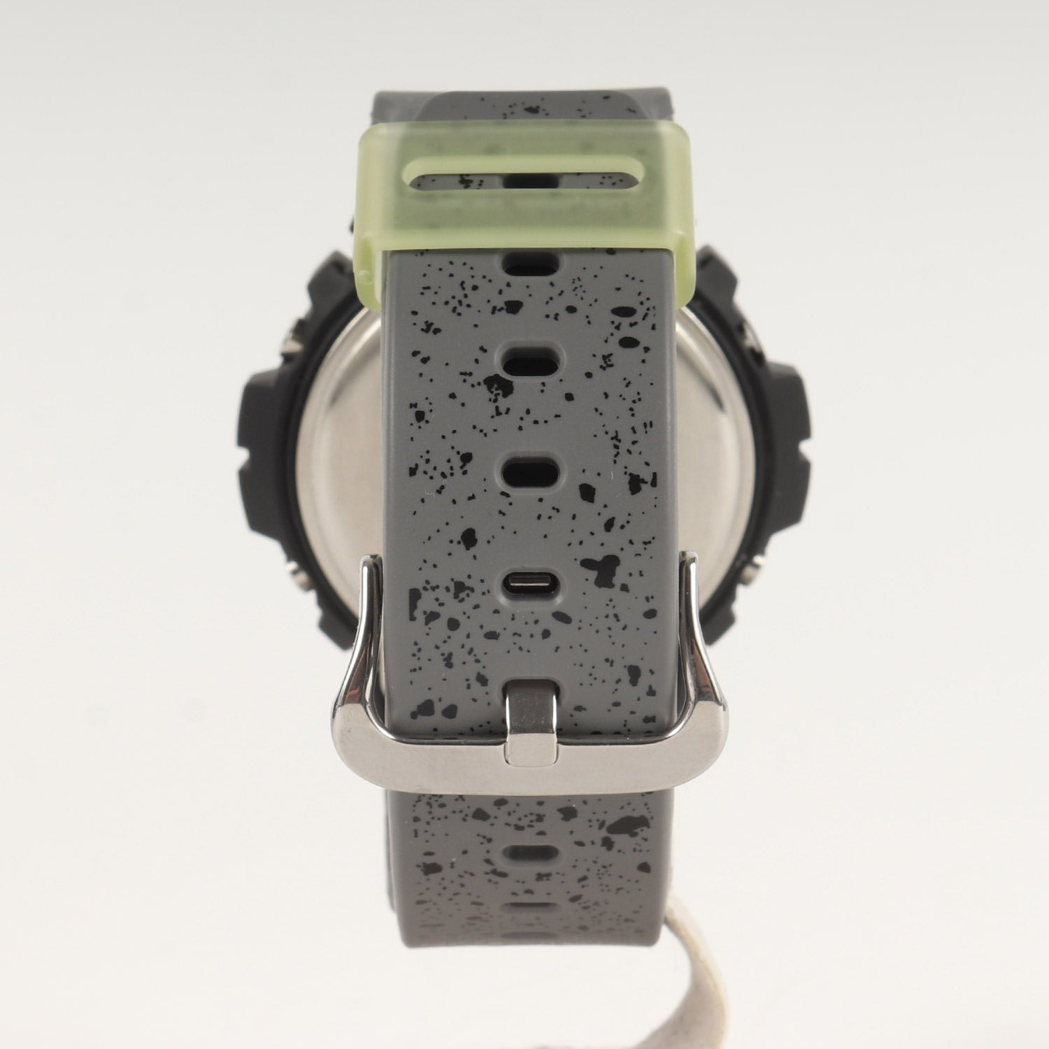 UNDEFEATED (アンディフィーテッド) ×G-SHOCK DW-6900UD-1JF 腕時計 