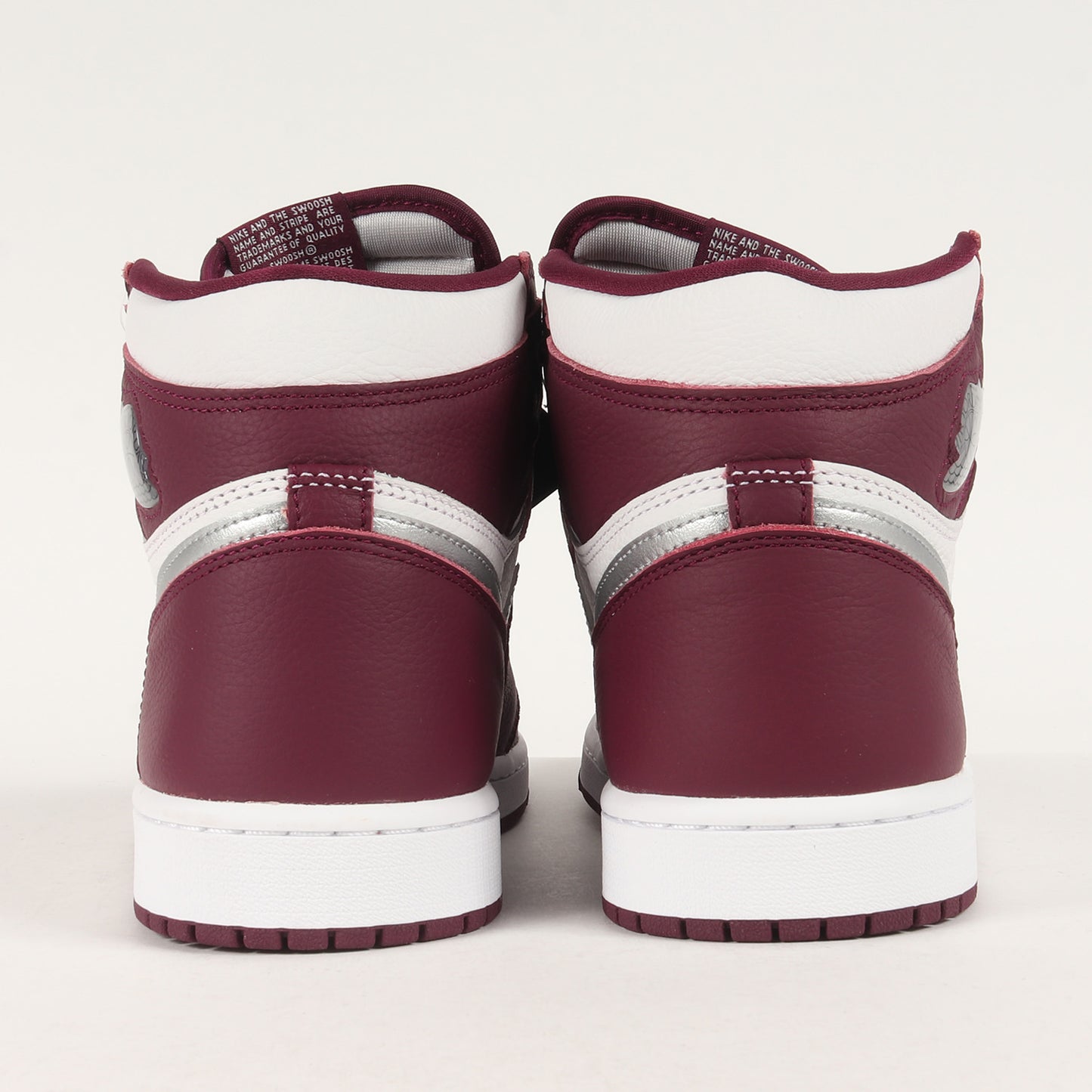 AIR JORDAN 1 RETRO HIGH OG BORDEAUX (555088-611)