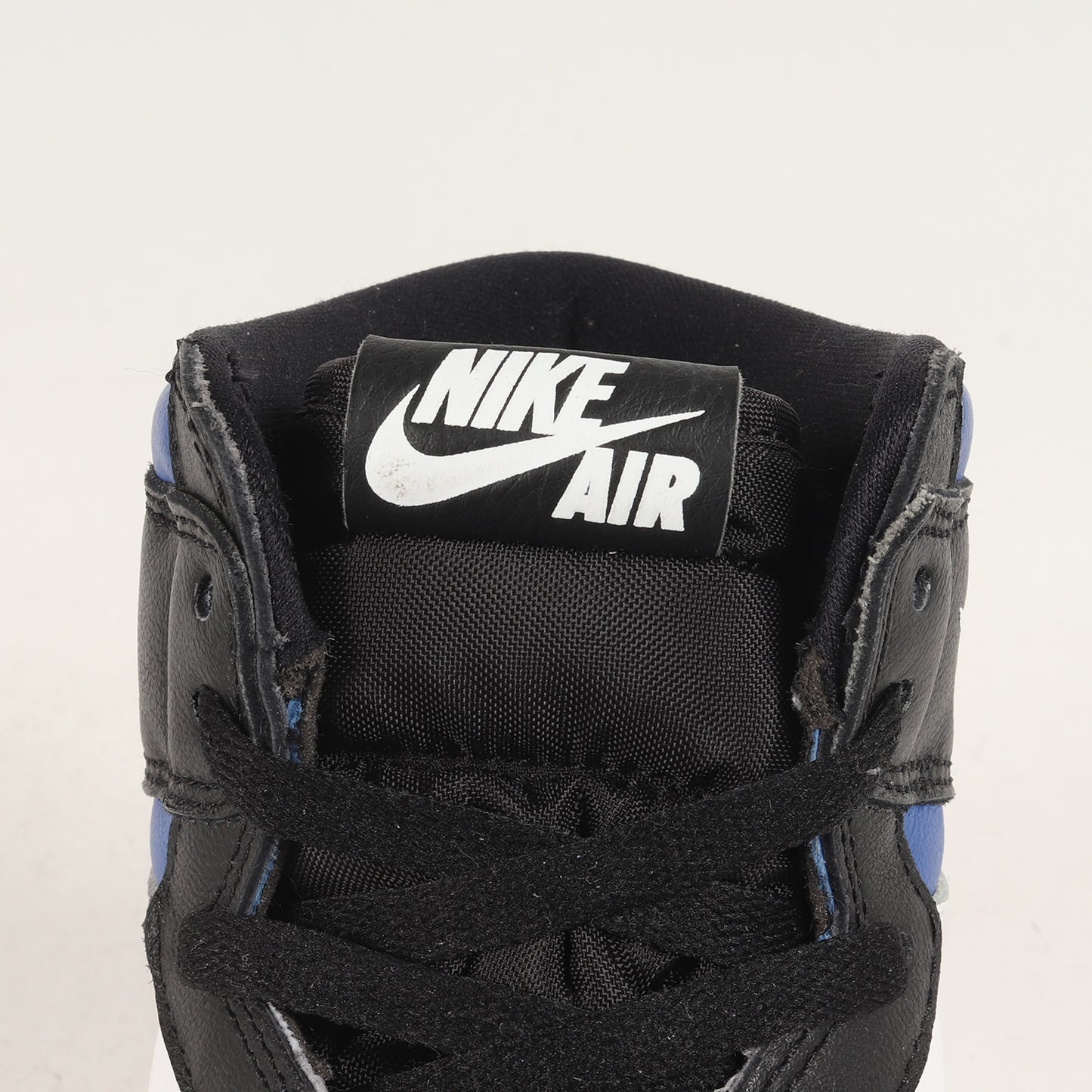AIR JORDAN 1 RETRO HIGH OG ROYAL TOE (555088-041)
