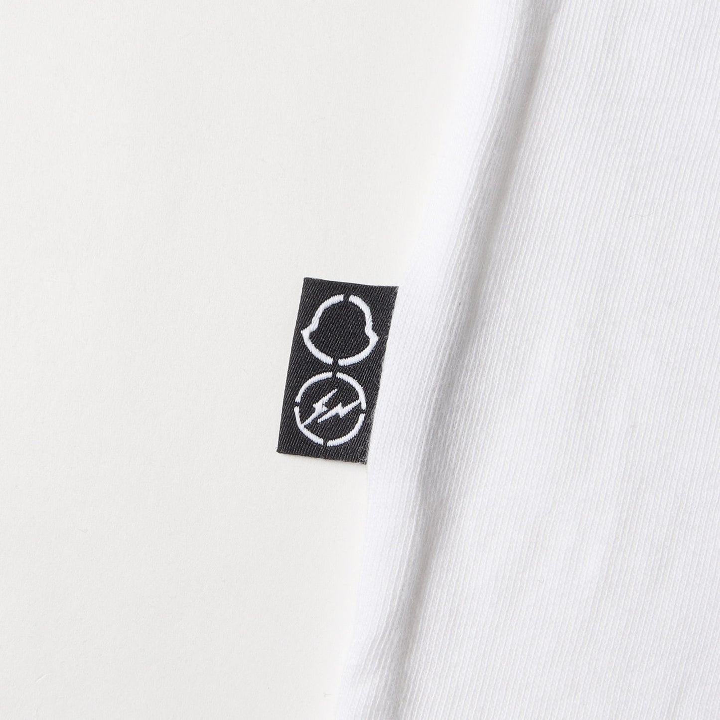 20SS ×fragment design ×ポケモン THUNDERBOLT PROJECT ミュウ プリント Tシャツ(MAGILA T-SHIRT)