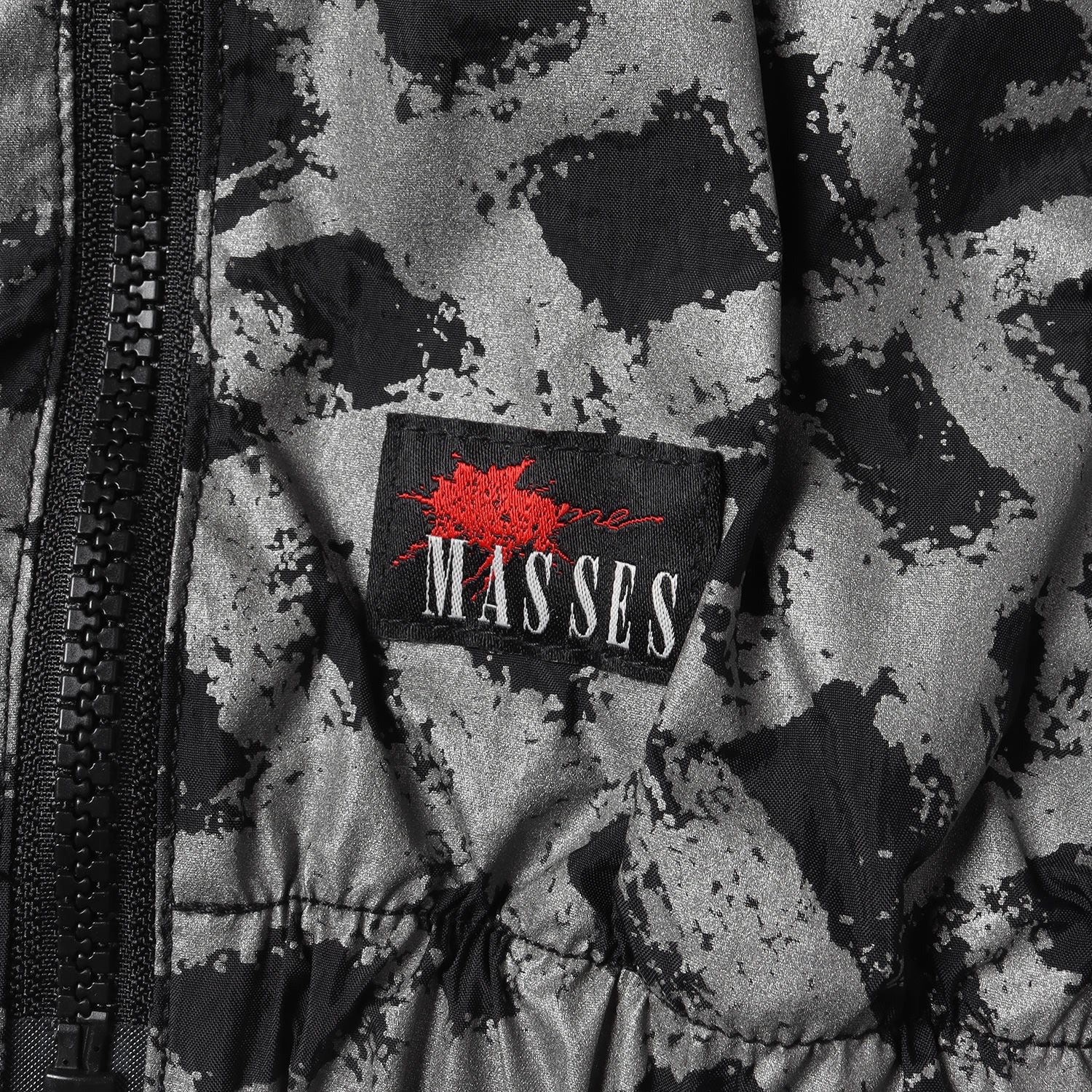 MASSES (マシス) 20SS 総柄リフレクタープリント ナイロン トラックジャケット(NYLON JKT EXECUTION P) -  ブランド古着の通販・買取 | BEEGLE by Boo-Bee