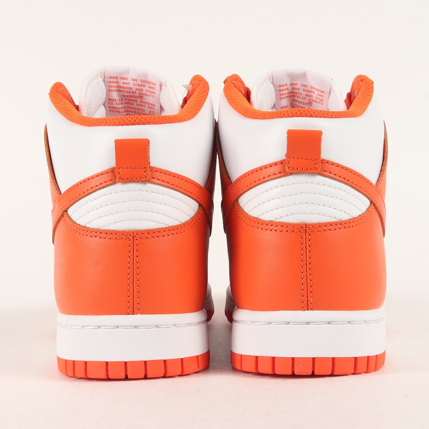DUNK HI RETRO シラキュース大学カラー(DD1399-101)