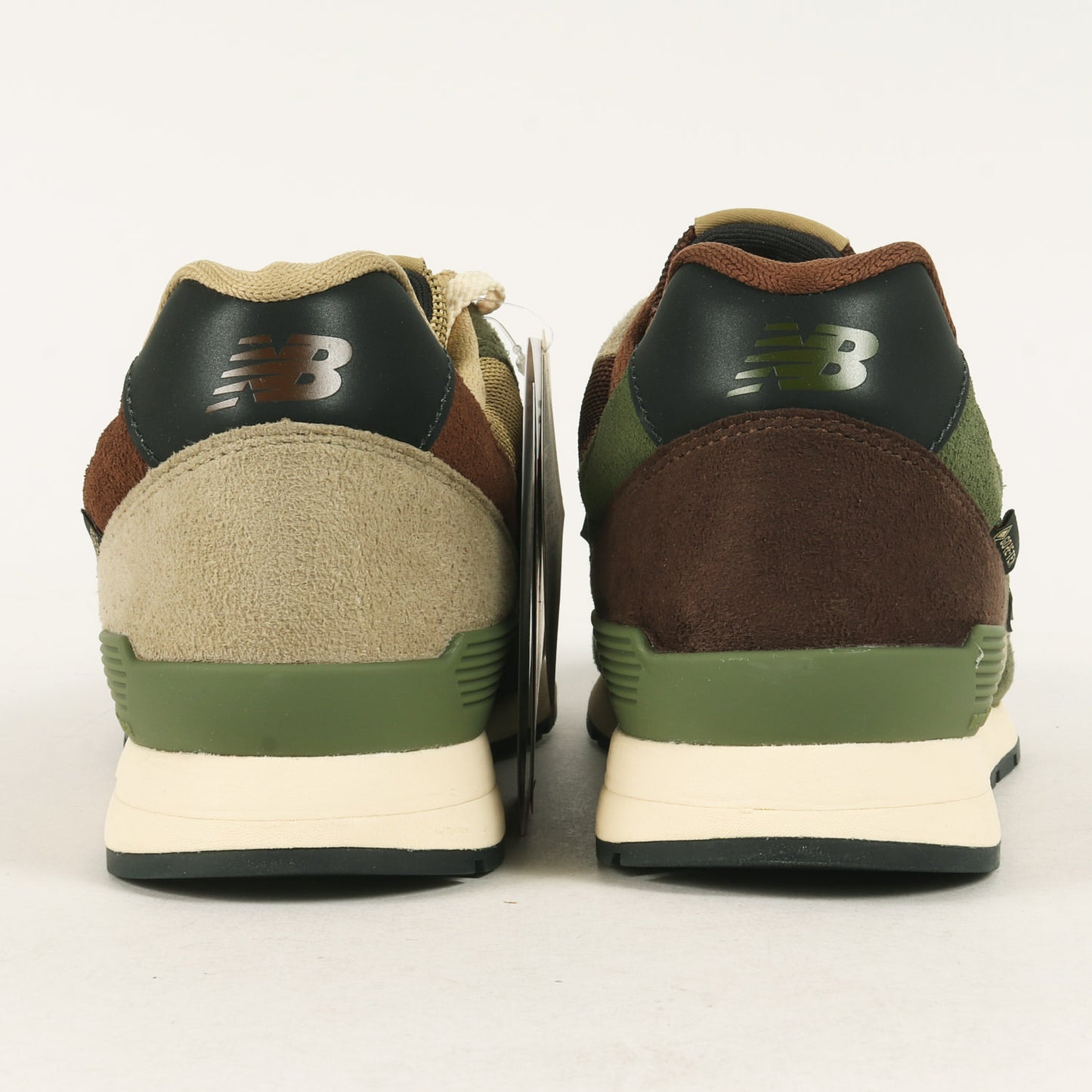 23AW BEAMS別注 CM996 XG2 GORE-TEX