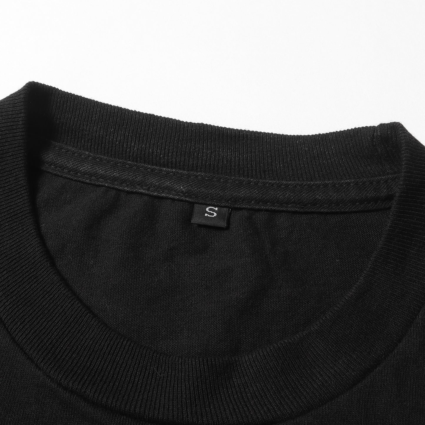 ×fragment design FRIENDSロゴクルーネックTシャツ(FRAGMENT S/S TEE)