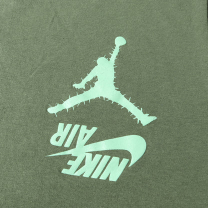 ×Travis Scott JORDAN ジャンプマン グラフィック Tシャツ