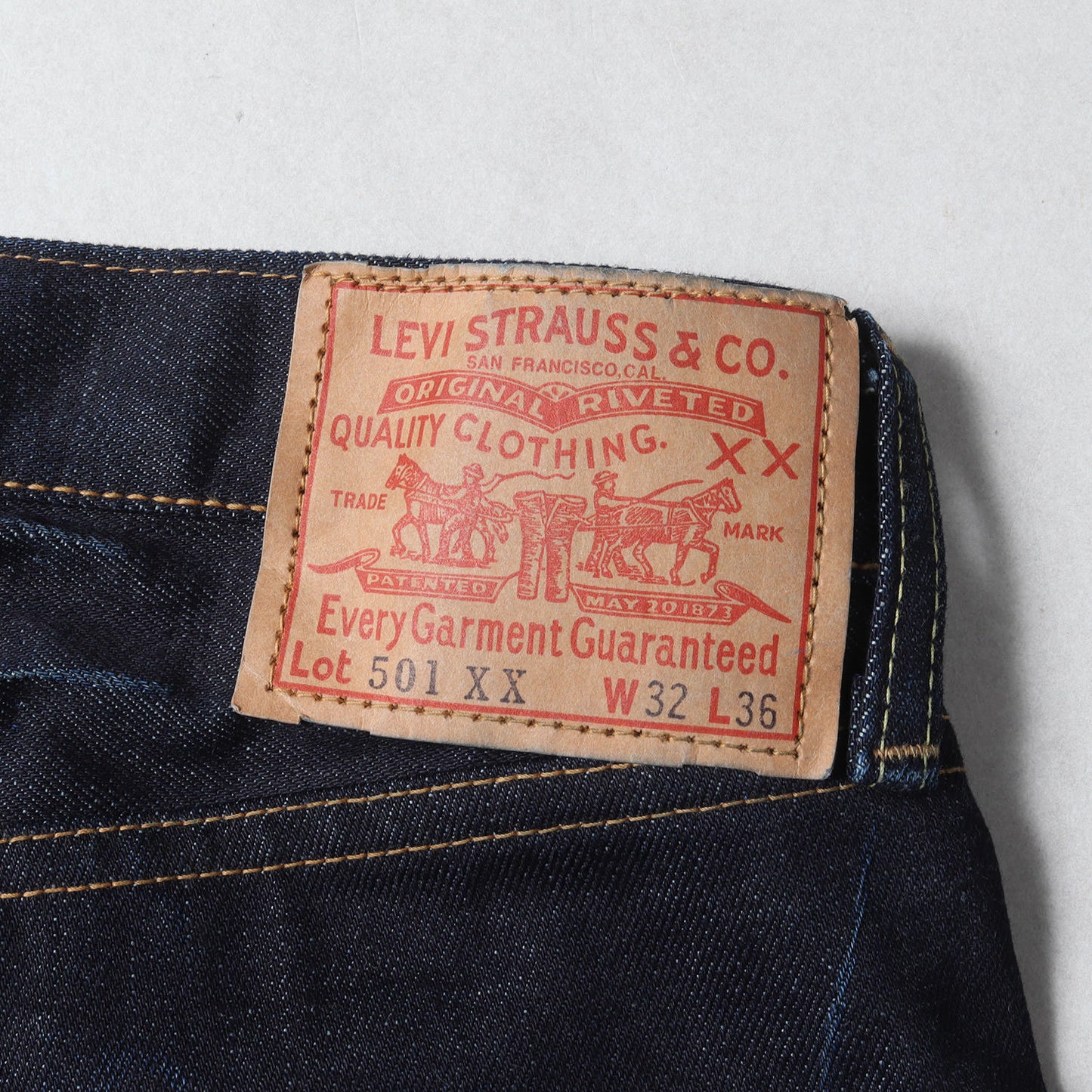 00s 1955年復刻 ヴィンテージ加工 501XX デニムパンツ(55501 / 日本製 / デッドストック)