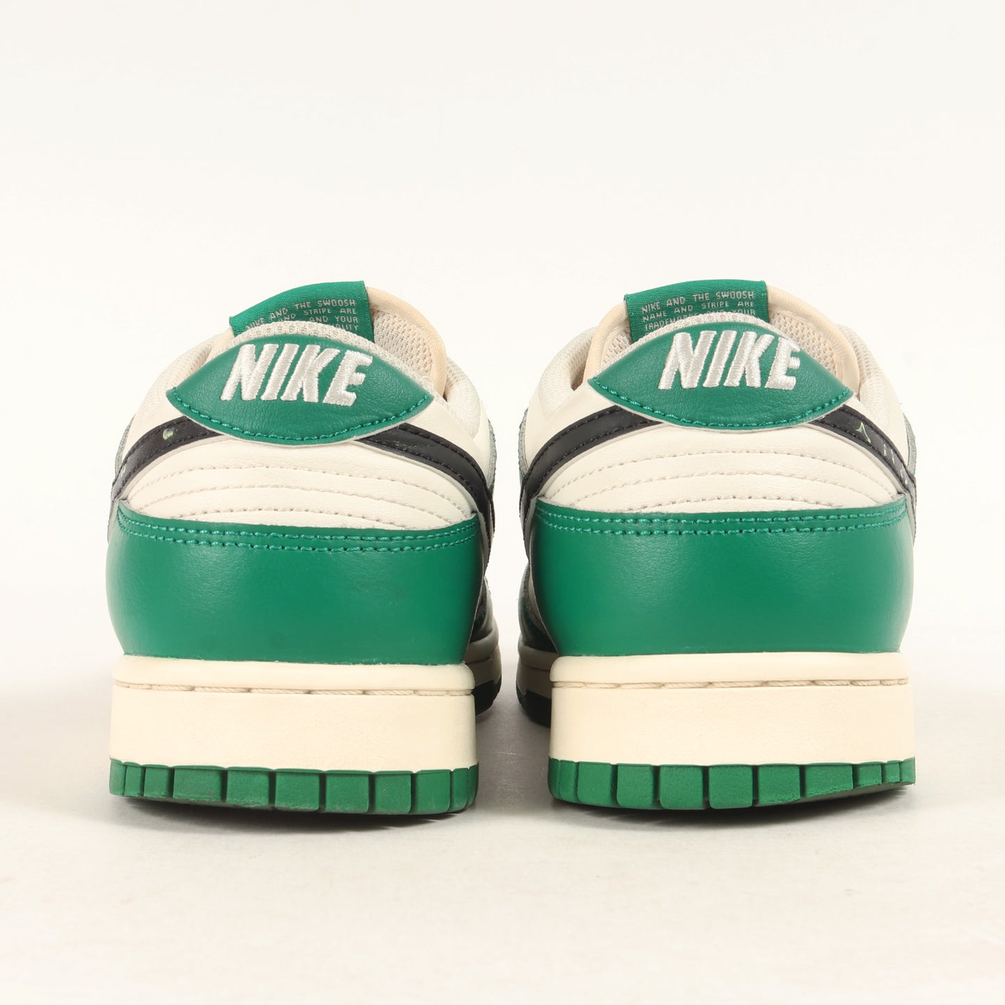 DUNK LOW RETRO SE LOTTERY MALACHITE (DR9654-100)