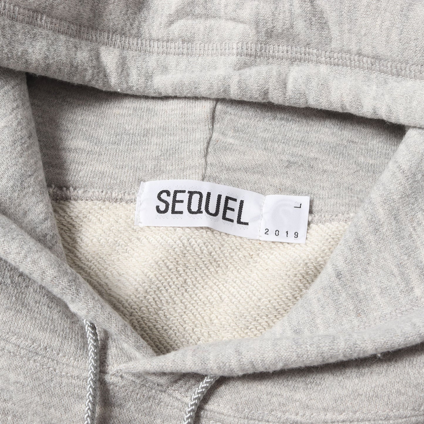 ブランドロゴ スウェットパーカー(PULLOVER HOODIE)