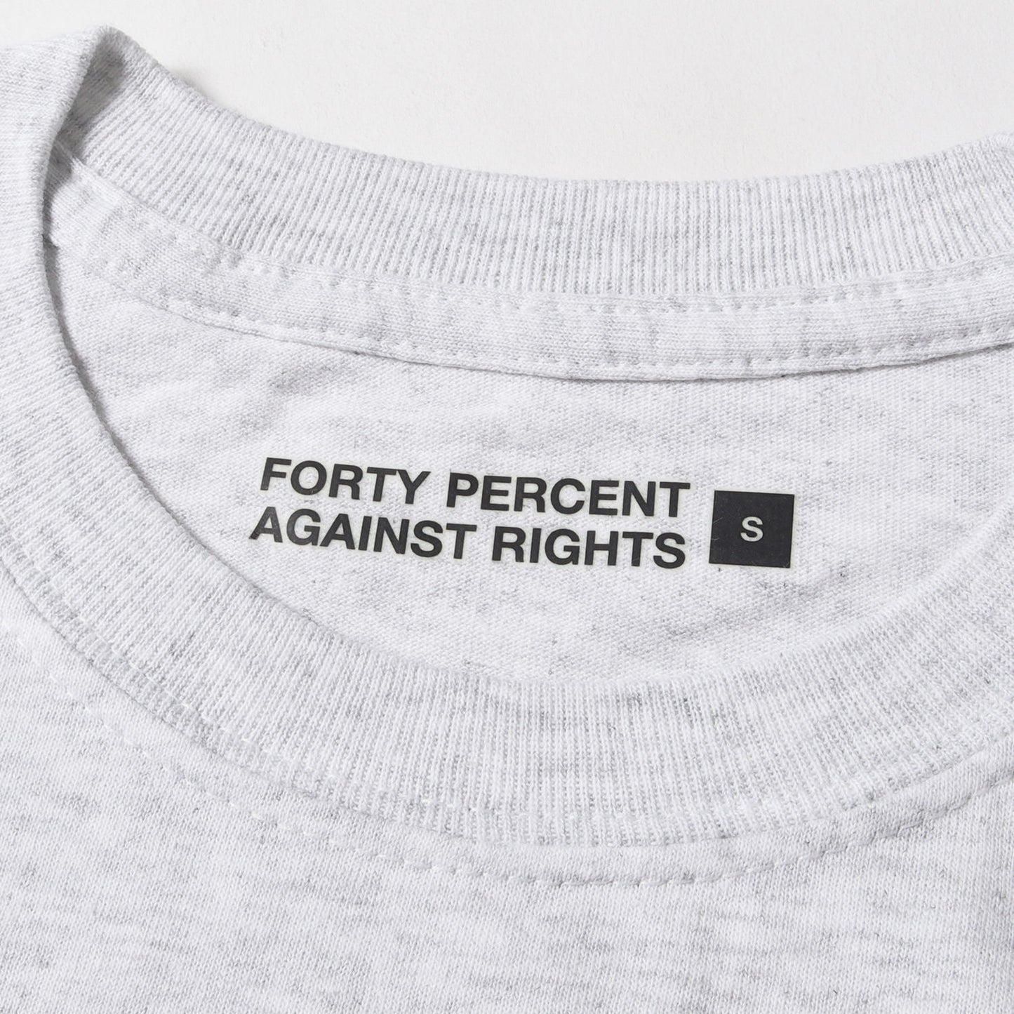 ピエロ刺繍 クルーネック Tシャツ