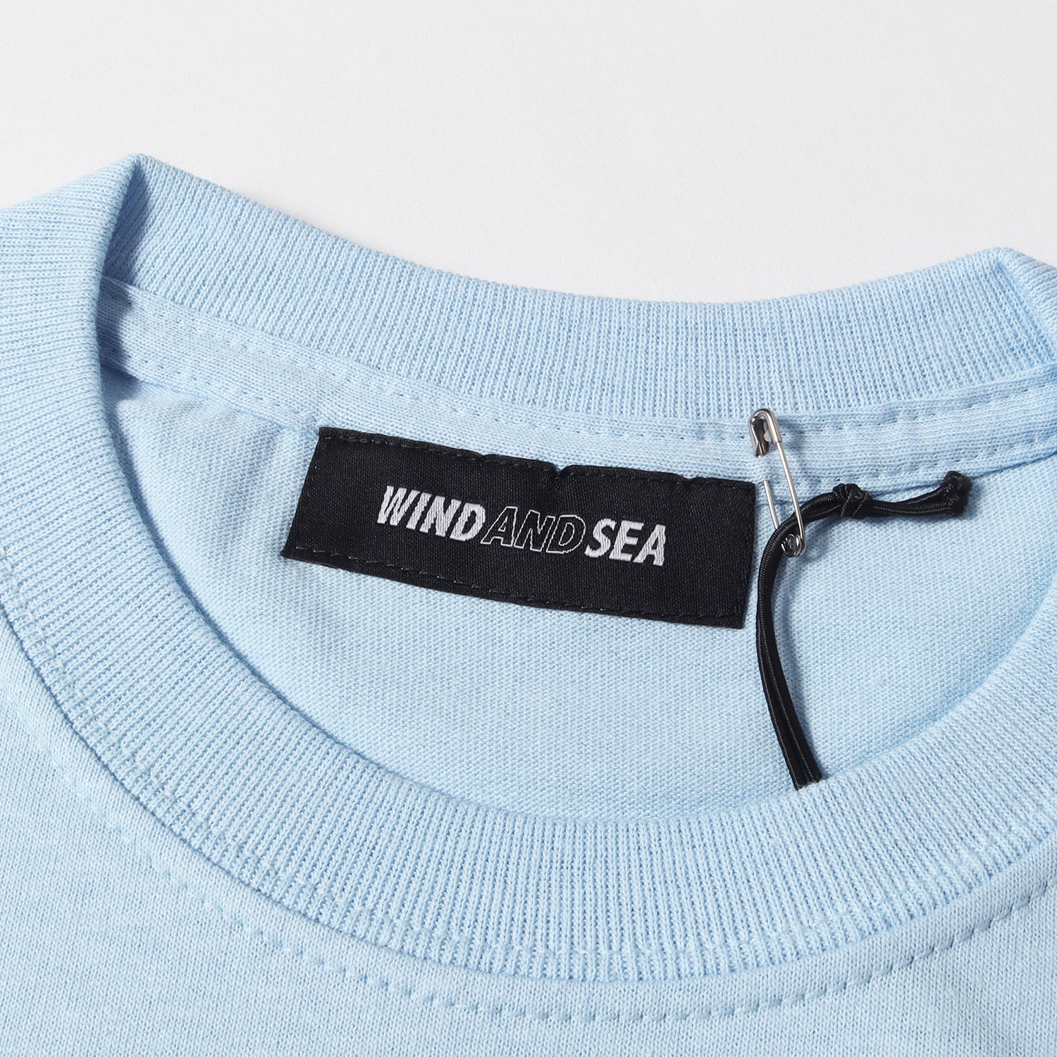 WIND AND SEA (ウィンダンシー) 阪急限定 ブランドロゴ Tシャツ - ブランド古着の通販・買取 | BEEGLE by Boo-Bee