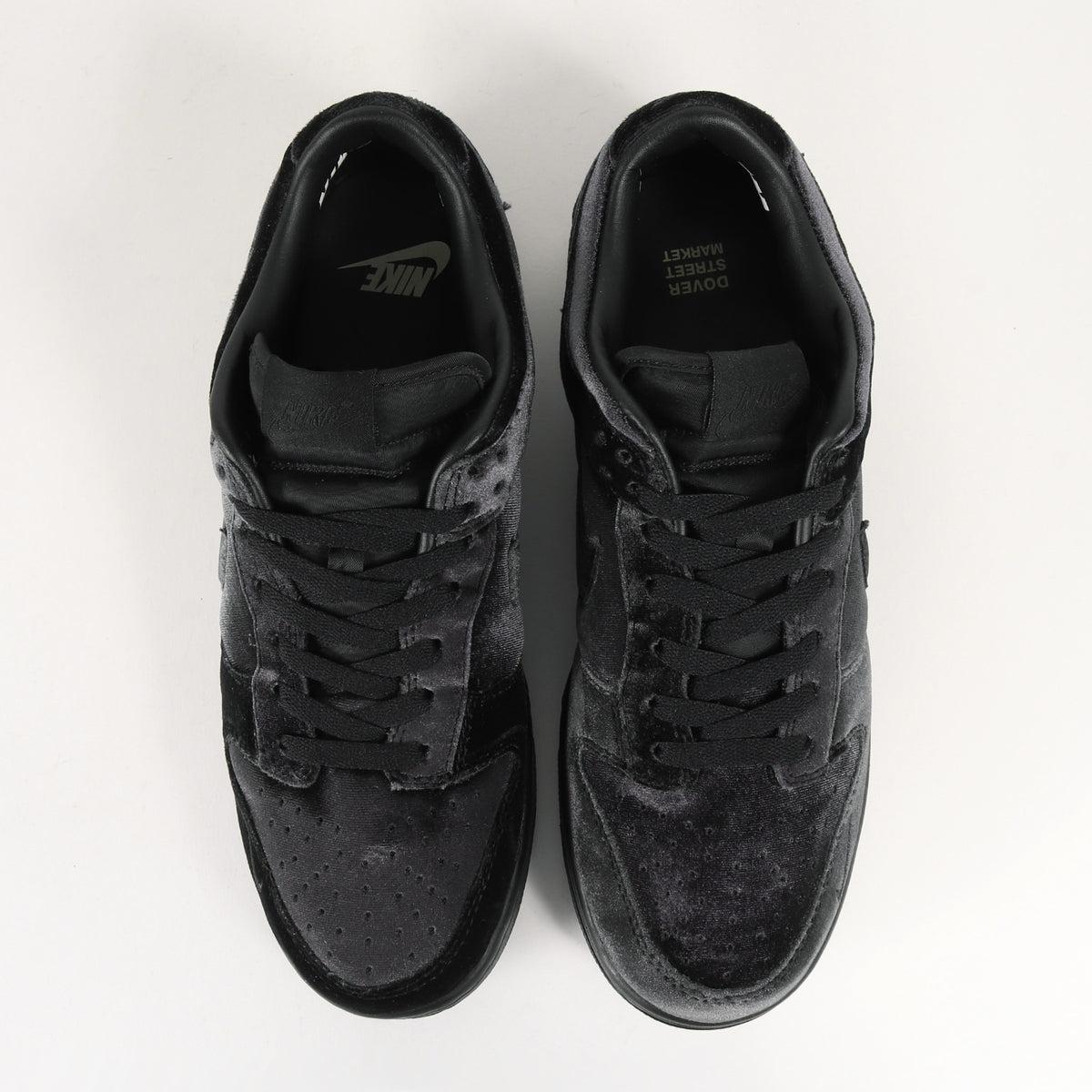NIKE (ナイキ) 22SS ×DSM DUNK LOW / DSM TRIPLE BLACK (DH2686-002 