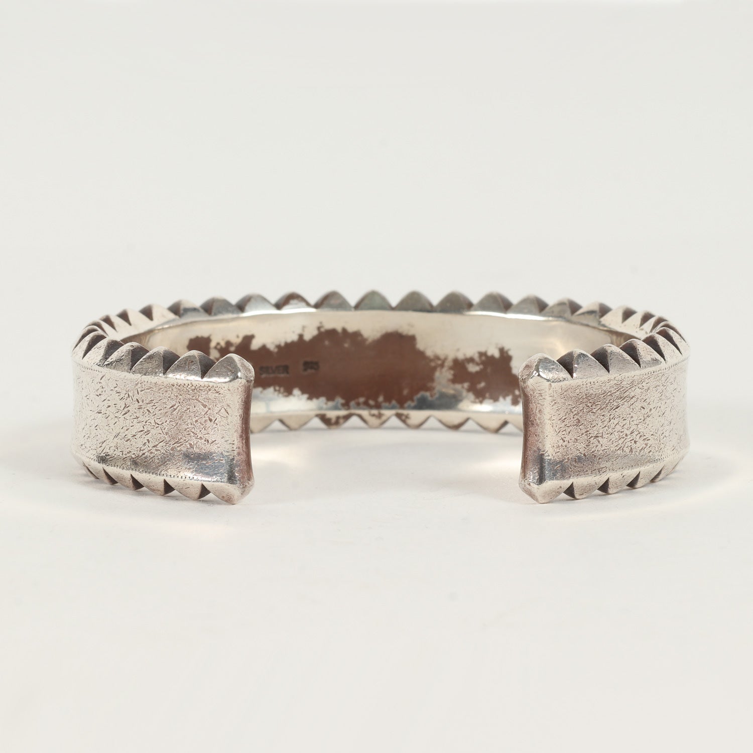 NONNATIVE (ノンネイティブ) ×END ダブルスタッズ シルバー バングル(DWELLER BANGLE W STUDS 925  SILVER) - ブランド古着の通販・買取 | BEEGLE by Boo-Bee