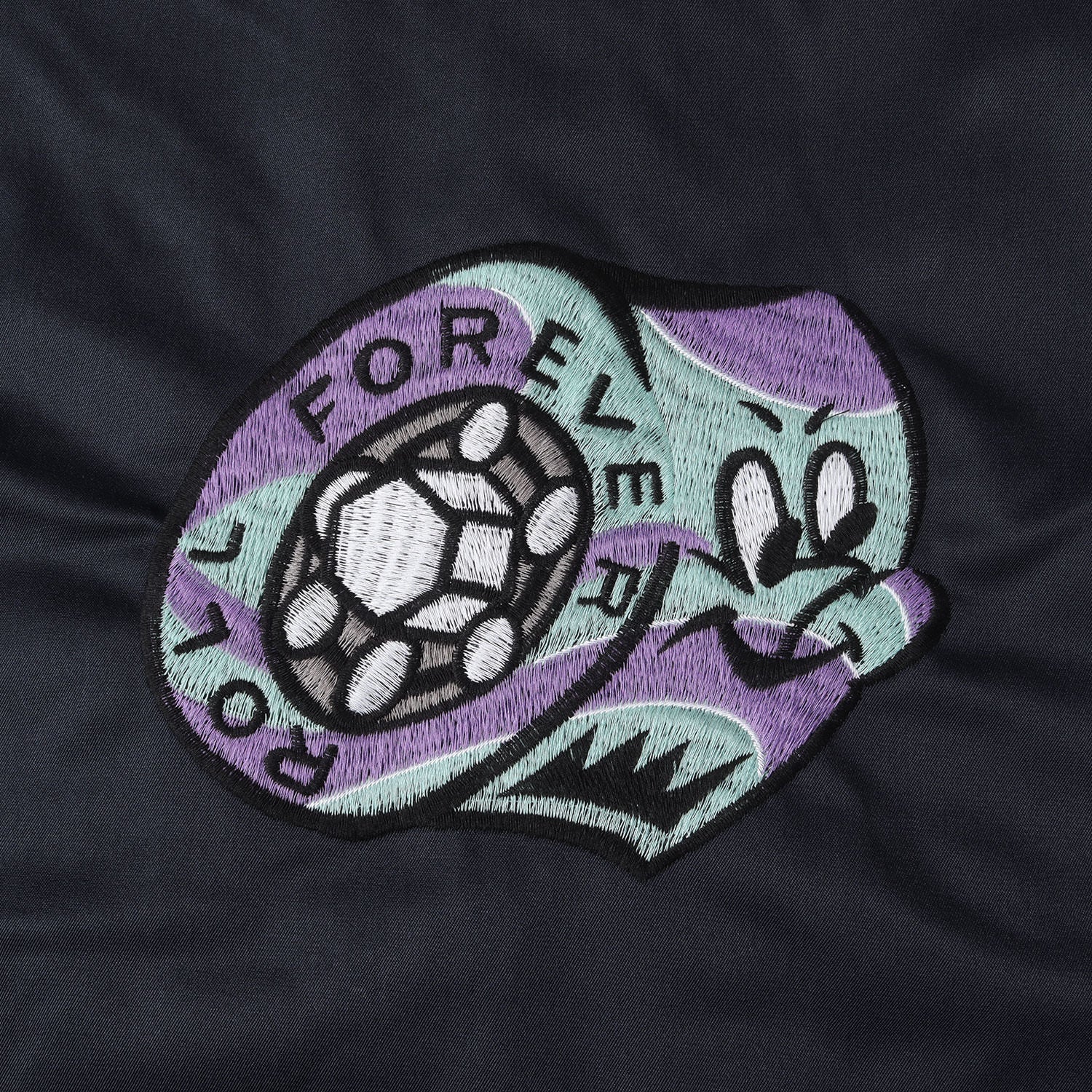 DESCENDANT (ディセンダント) 初売り限定 グラフィック刺繍