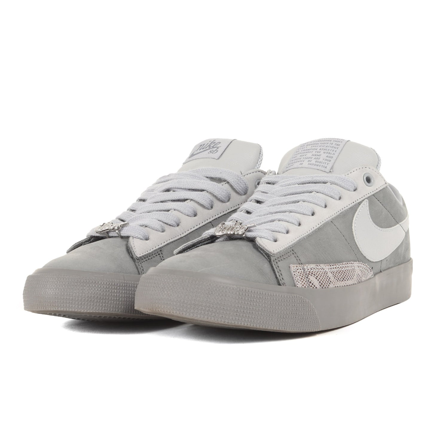 21AW ×NIKE SB BLAZER LOW QS (DN3754-001)