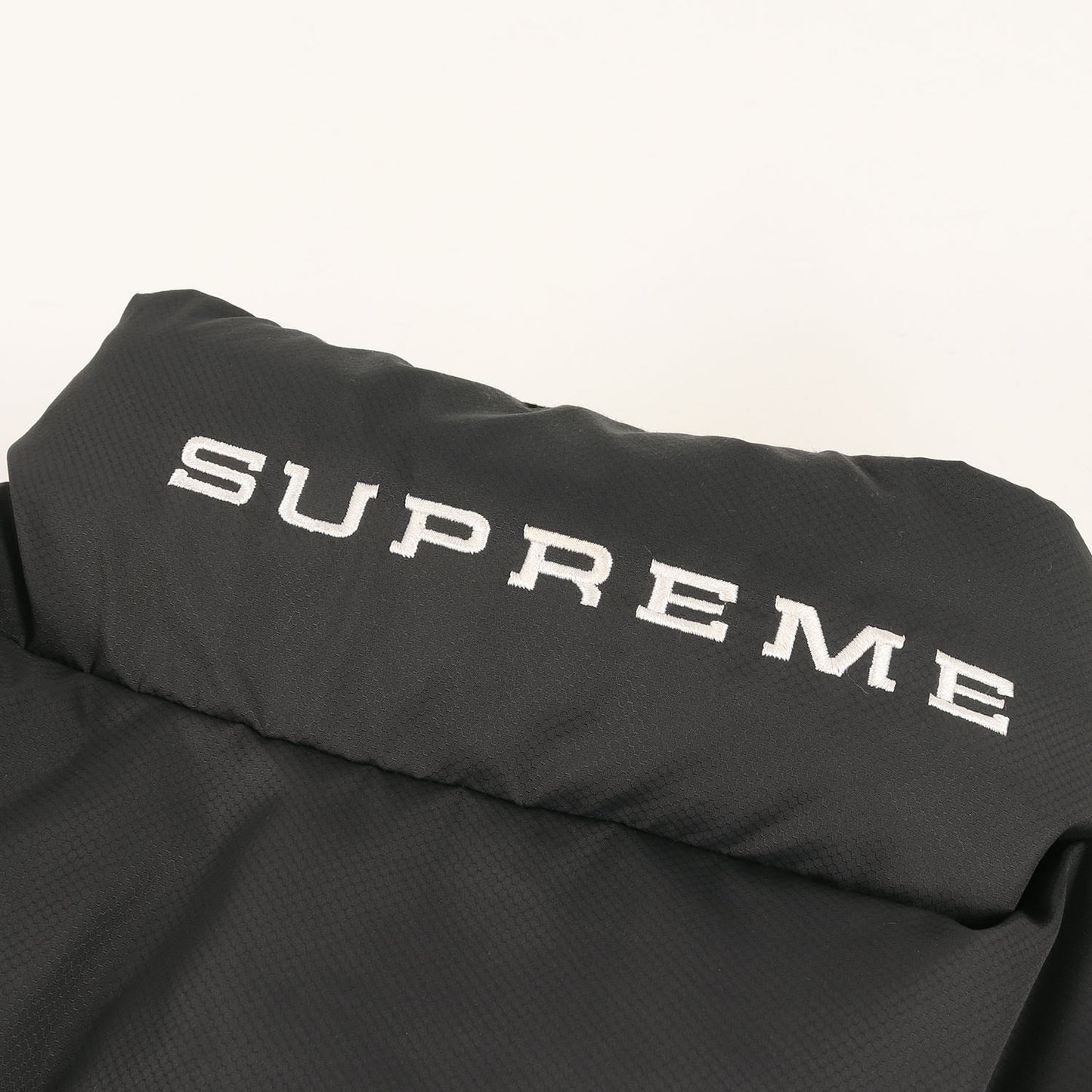 21SS ×NIKE スネークロゴ リバーシブル パフィー 中綿ジャケット(Reversible Puffy Jacket)
