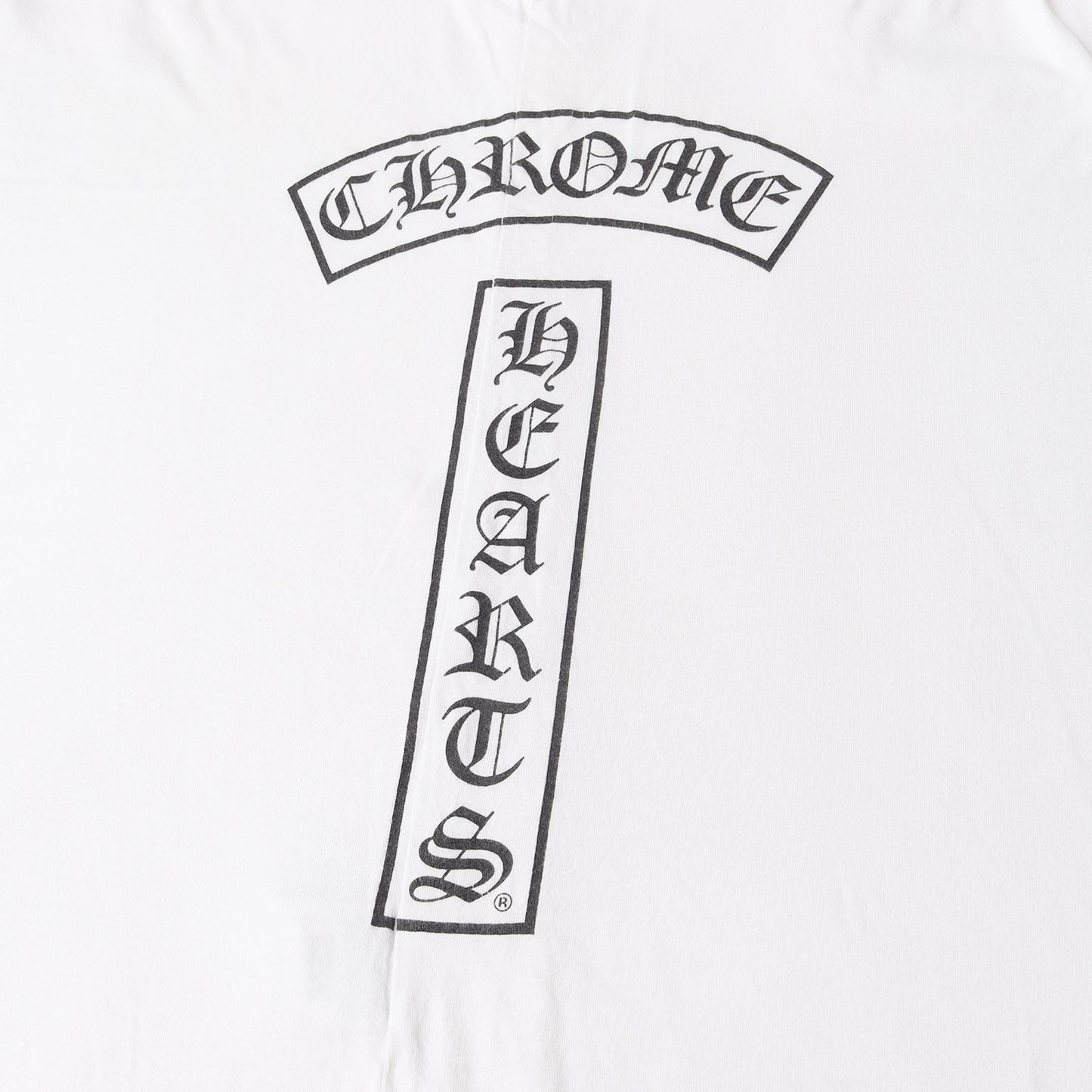 近年モデル ブランドロゴ ポケット Tシャツ