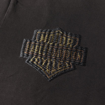 2018年モデル エンブレム刺繍 スリムフィット Tシャツ